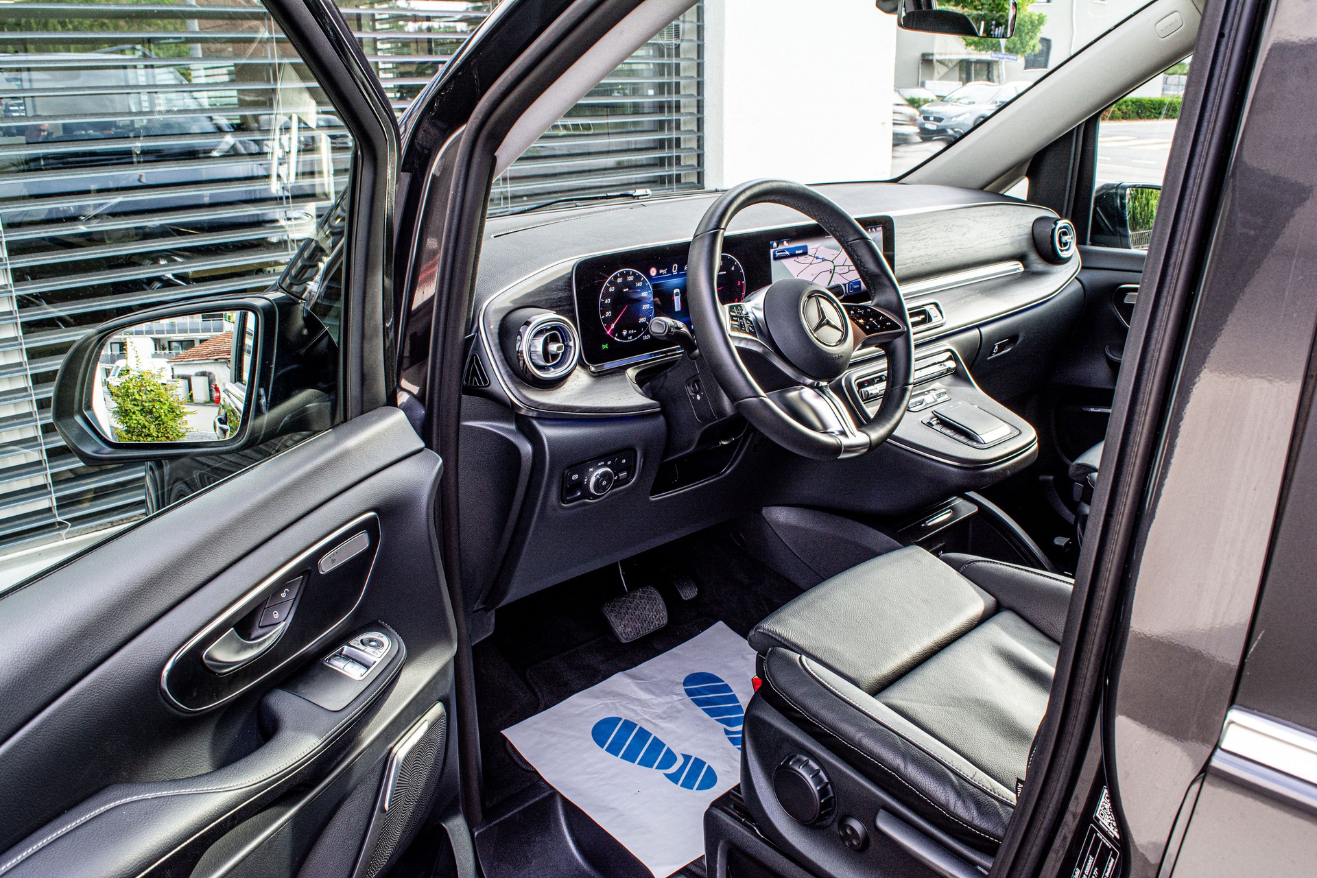 MERCEDES-BENZ V 300 d lang Avantgarde 4Matic 9G-Tronic - 14
