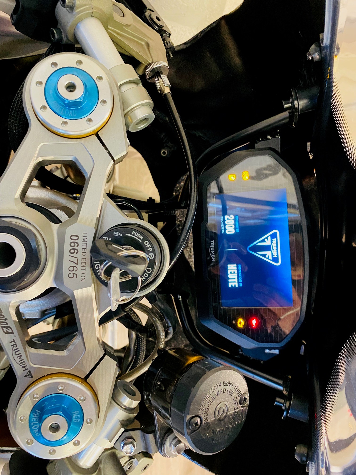 TRIUMPH 765 Moto 2 - 9