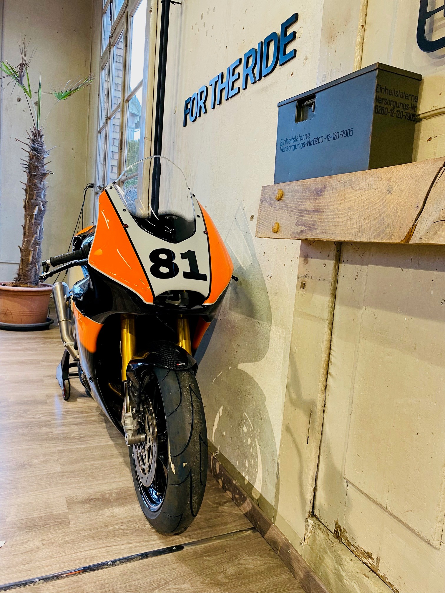 TRIUMPH 765 Moto 2 - 4