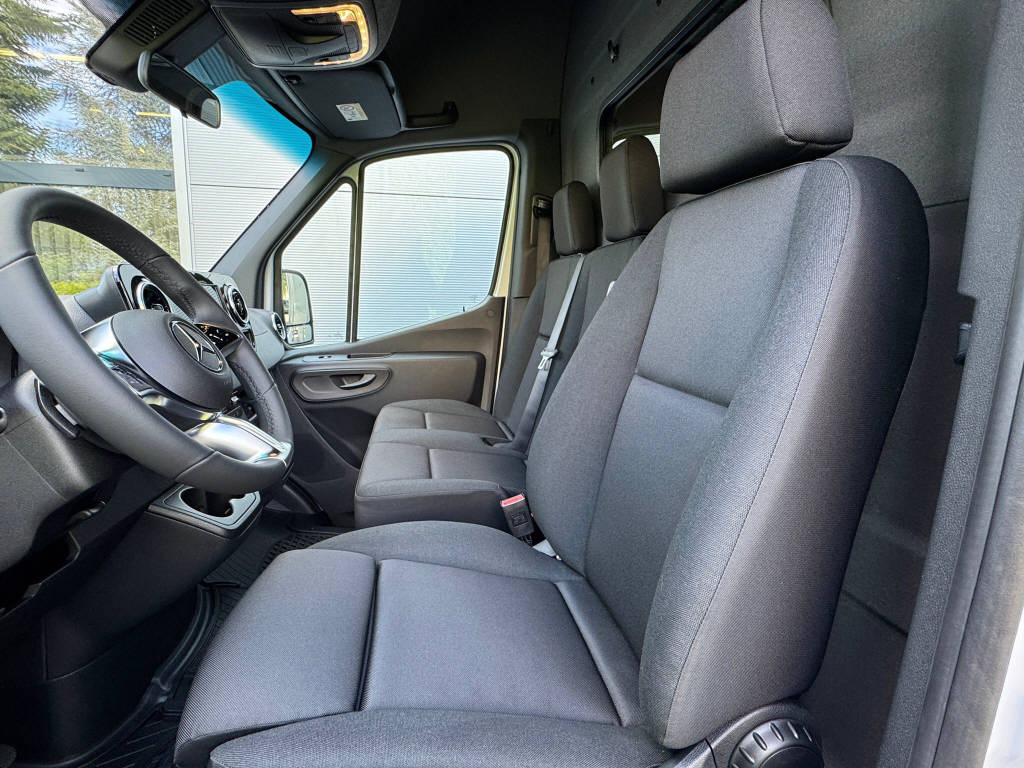 MERCEDES-BENZ eSprinter 320 Kasten Pro 3665 S - 9