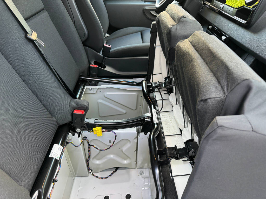 MERCEDES-BENZ eSprinter 320 Kasten Pro 3665 S - 11