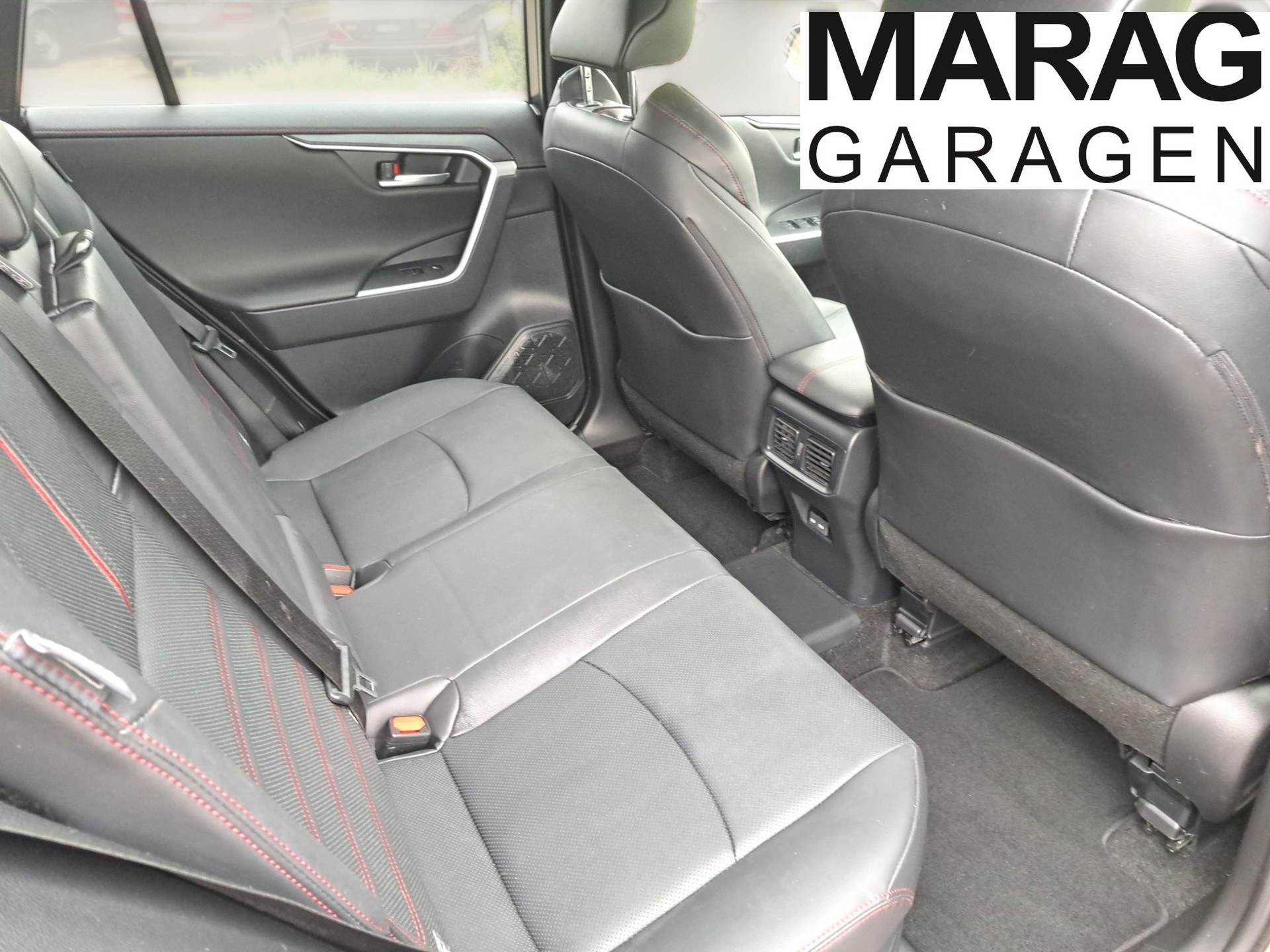 TOYOTA RAV-4 2.5 PHEV Platinum e-CVT 4WD - 7