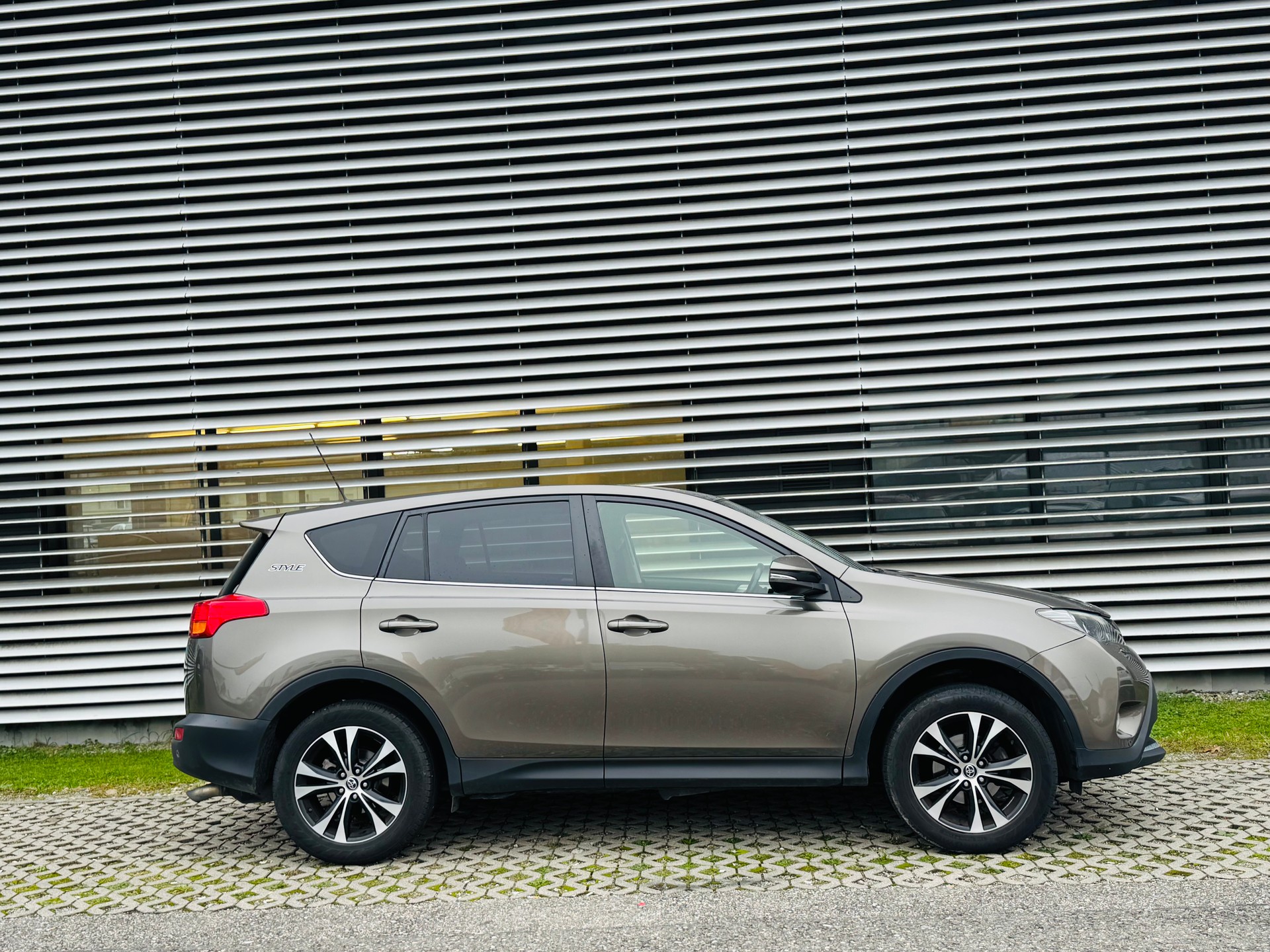 TOYOTA RAV-4 2.0 16V Sol Premium Multidrive S - 3