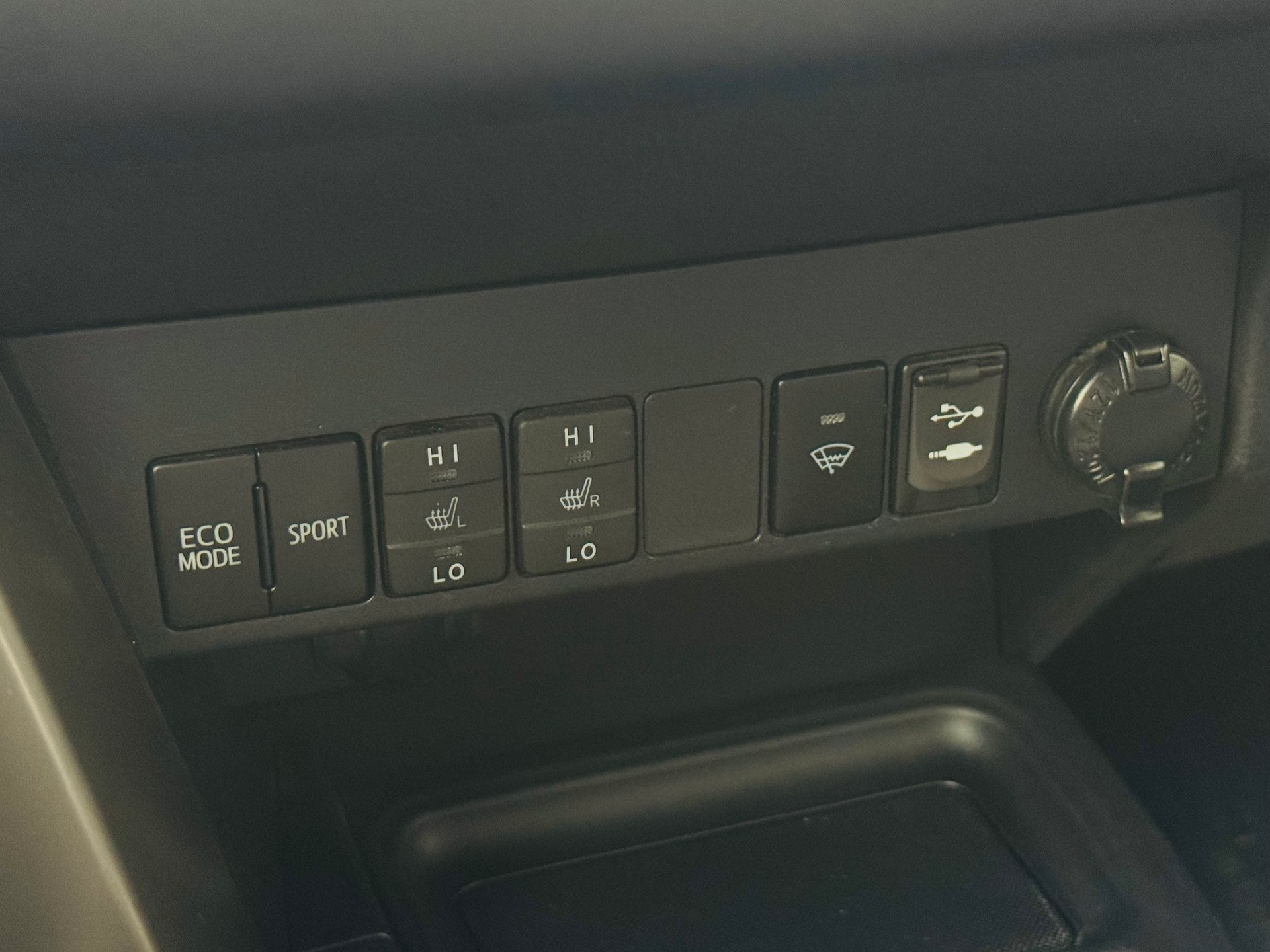 TOYOTA RAV-4 2.0 16V Sol Premium Multidrive S - 9