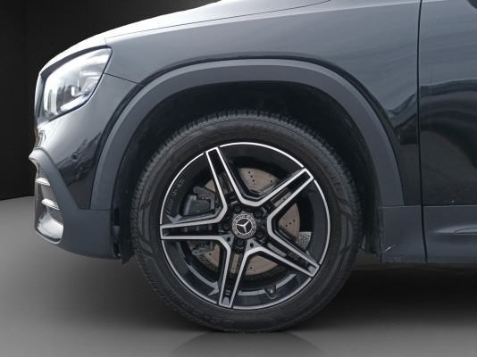 MERCEDES-BENZ GLB 220 d AMG Line 4 MAT. - 6