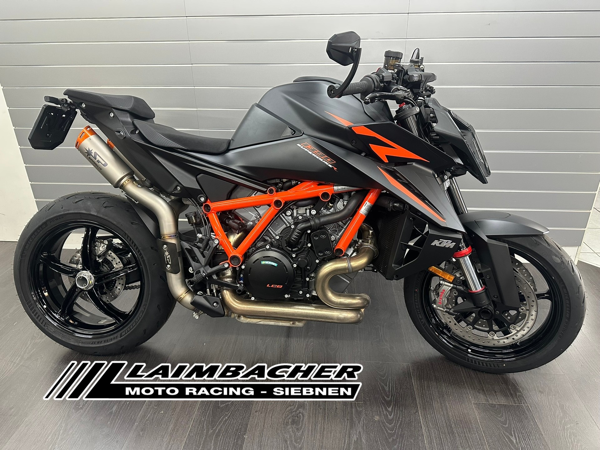KTM 1390 Super Duke R