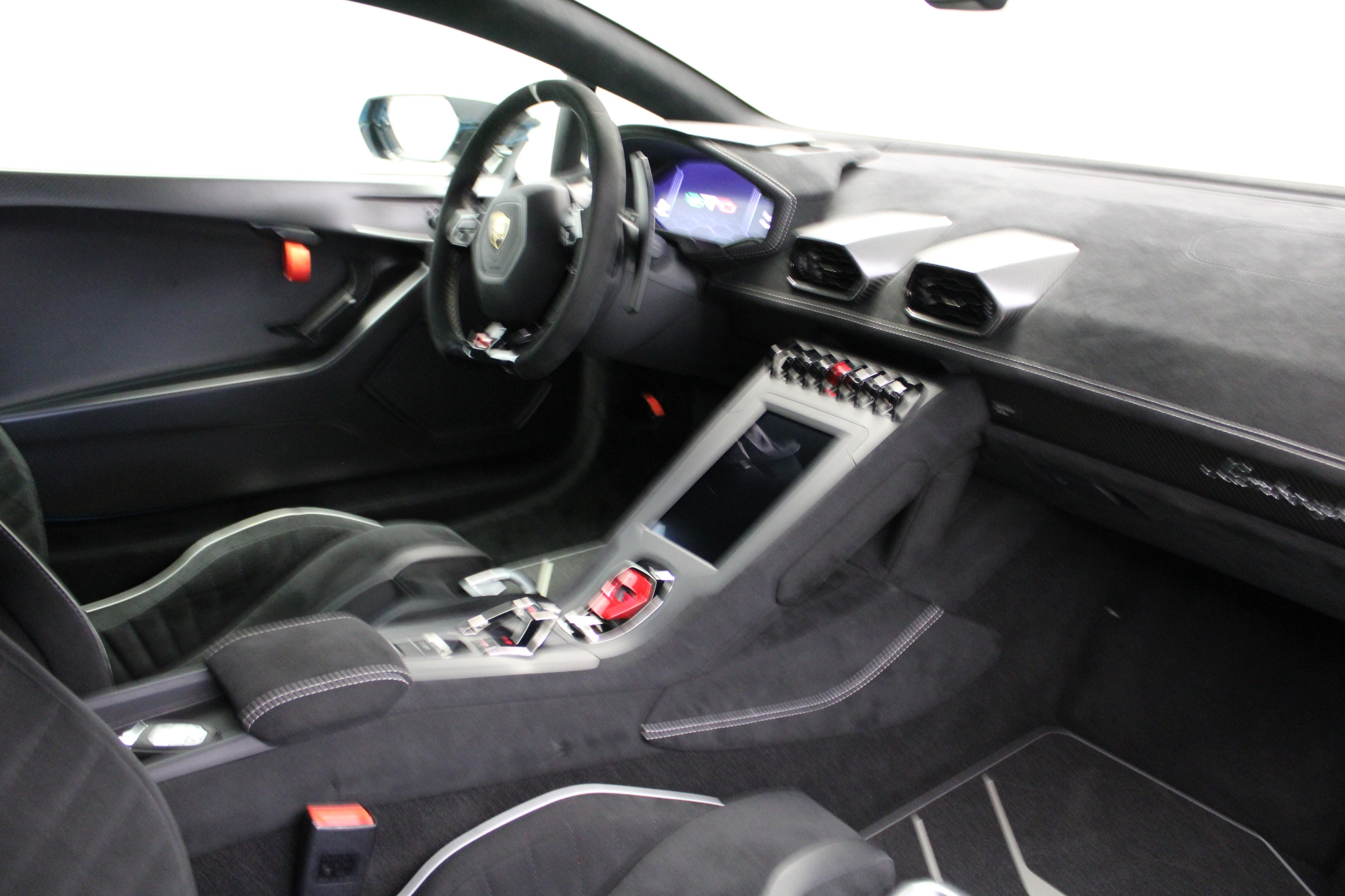 Huracan STO Coupé DCT RWD thumbnail n°6