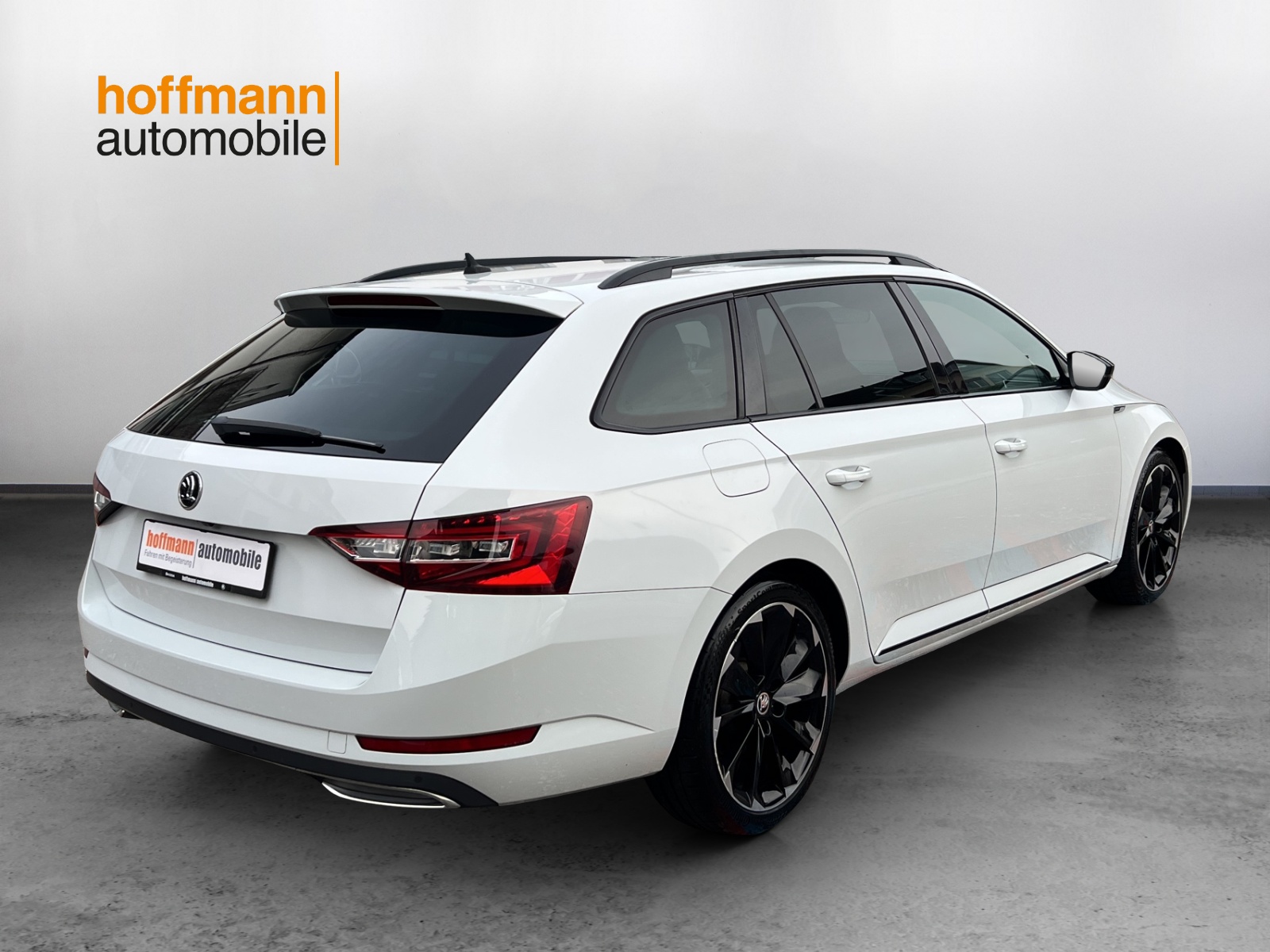 SKODA Superb Combi 2.0 TDi Sport Line 4x4 DSG - 4