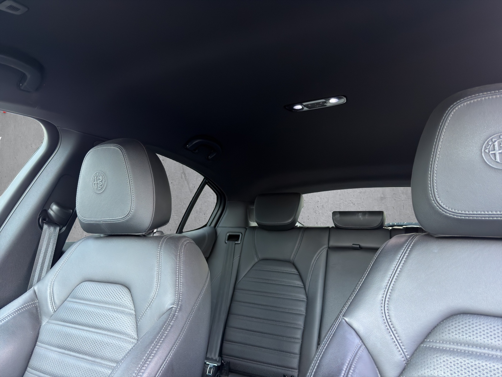 ALFA ROMEO Stelvio 2.2JTDM Veloce Q4Automatic - 17