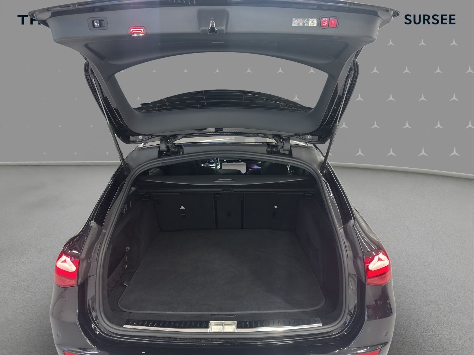 MERCEDES-BENZ E 450 T 9G-Tronic 4Matic - 18