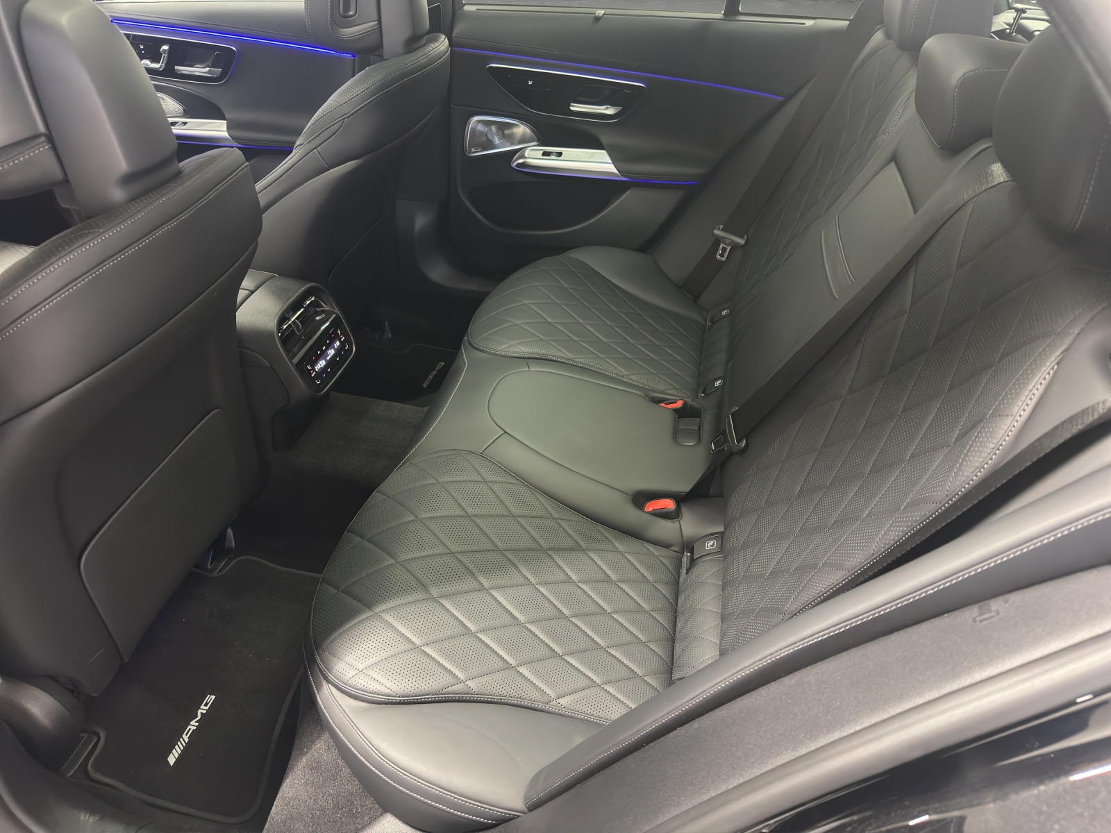 MERCEDES-BENZ E 450 T 9G-Tronic 4Matic - 16