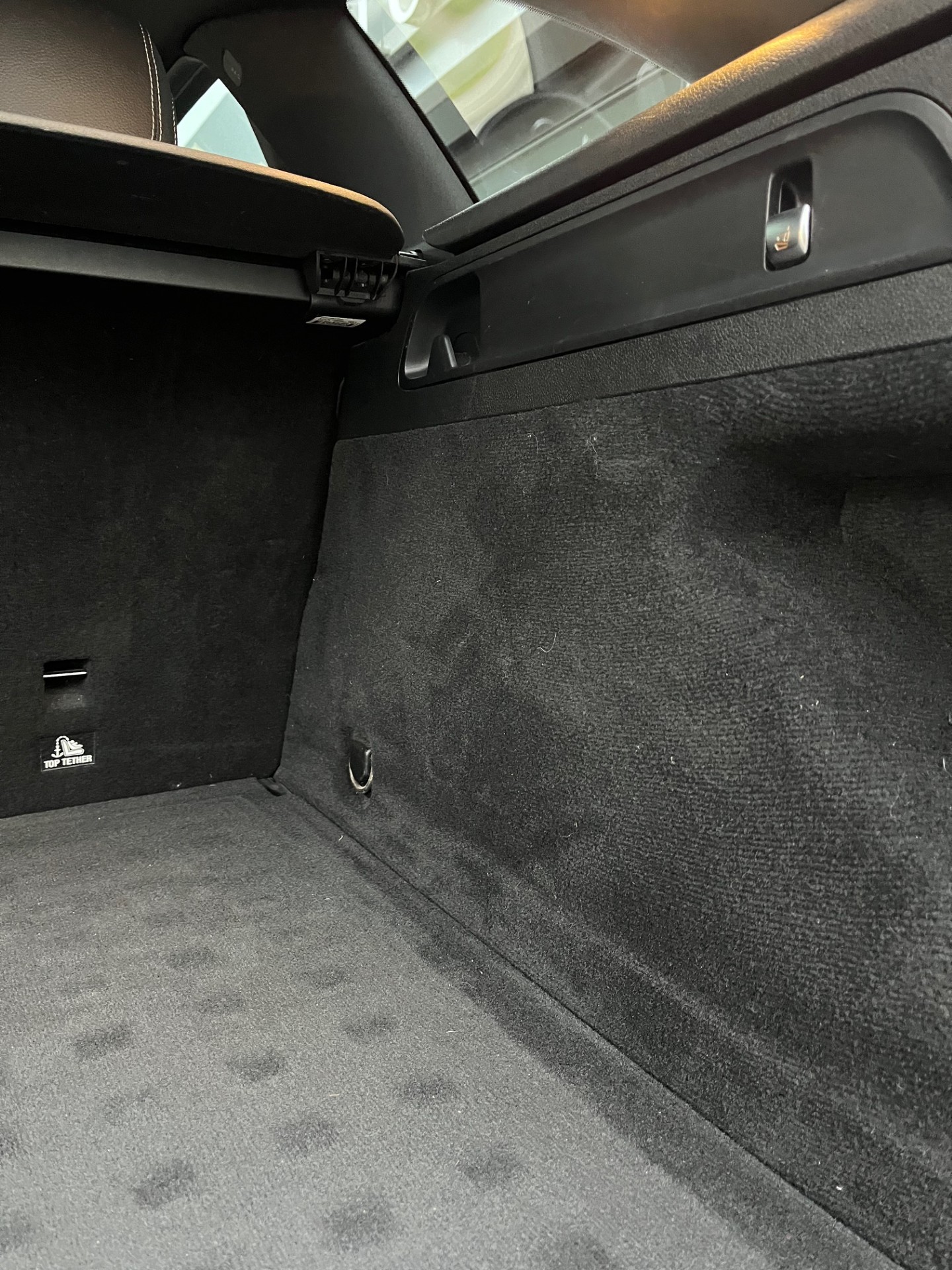 MERCEDES-BENZ GLC 300 AMG Line 4Matic 9G-Tronic - 11