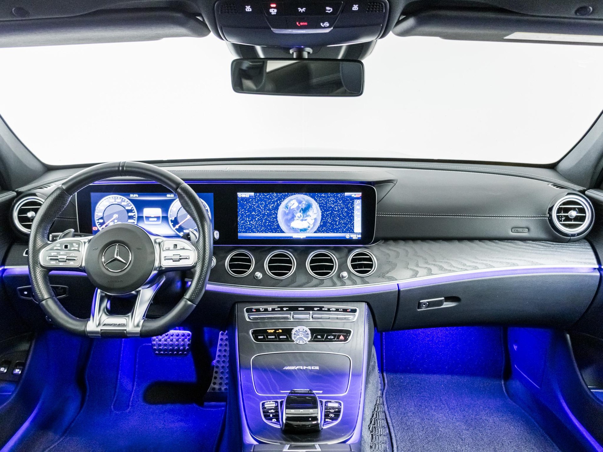 MERCEDES-BENZ E 63 AMG 4MATIC+ T-Modell - 12