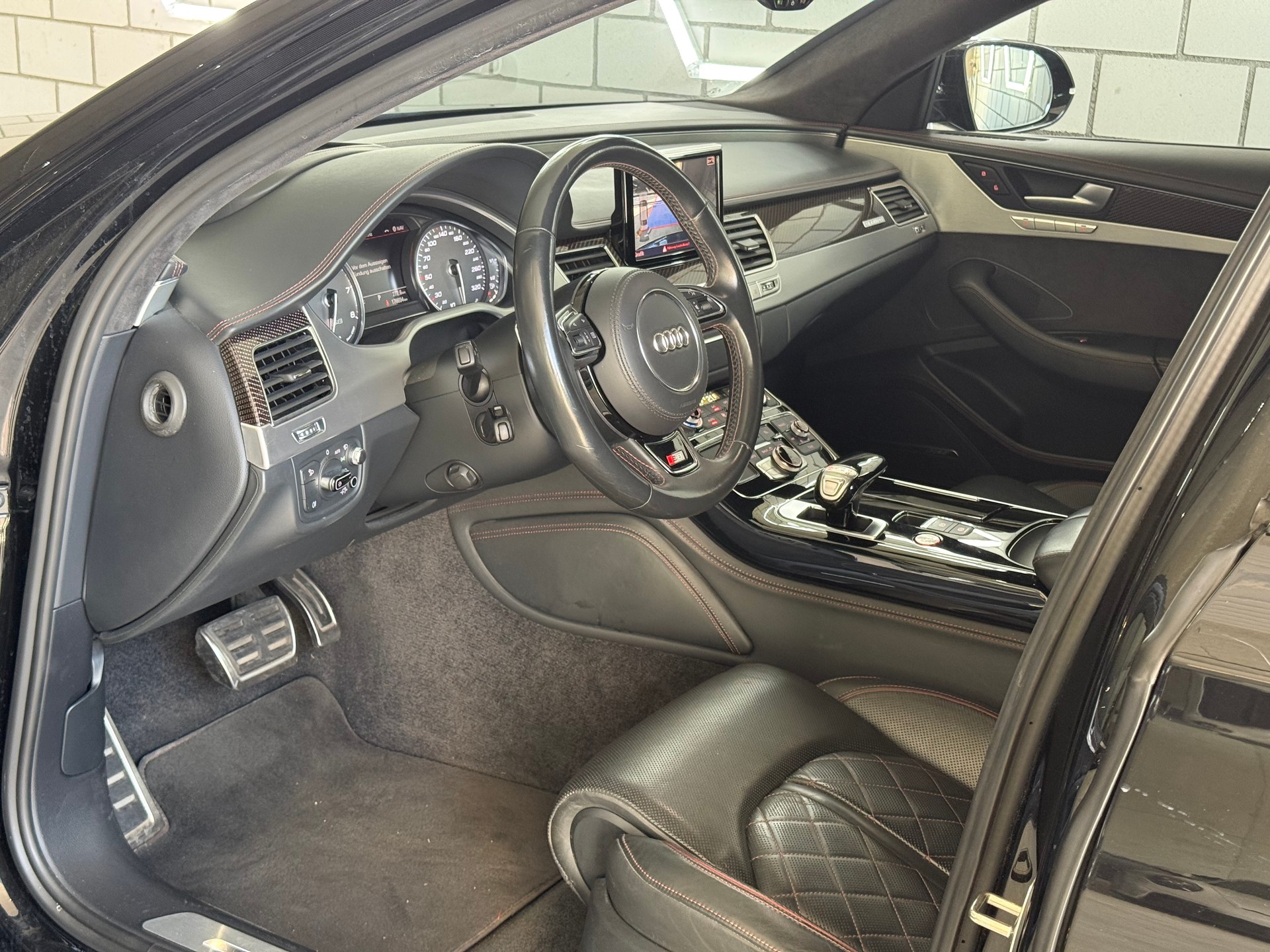 AUDI S8 4.0 TFSI V8 plus quattro tiptronic - 5