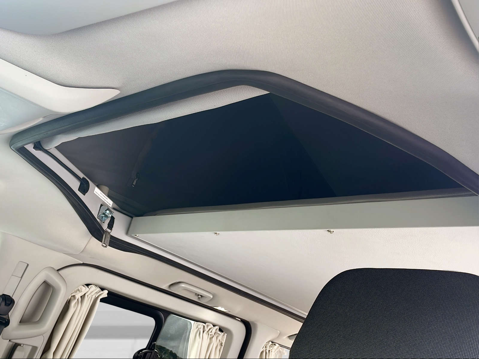 FORD Tourneo Custom Bus 320 L1 2.0 TDCi 185 Trend S-Camper - 13