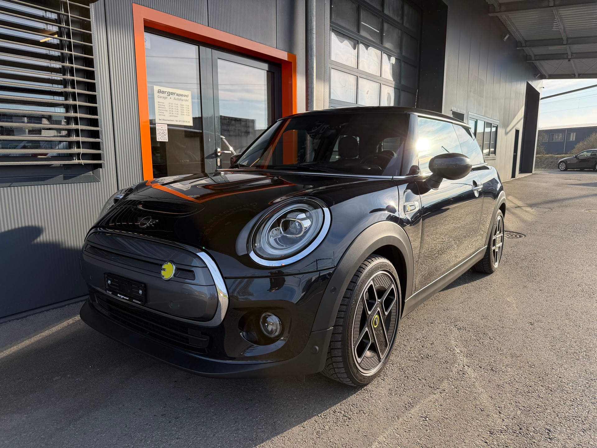 MINI Cooper SE - 9