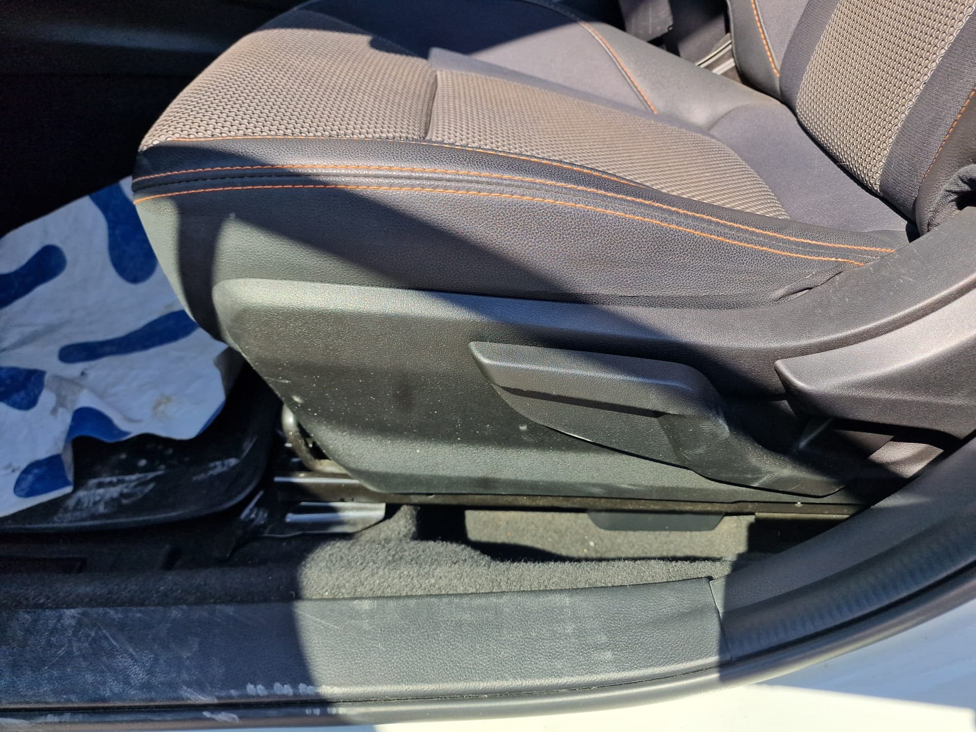 SUBARU XV 2.0 e-Boxer Swiss Plus AWD Lineartronic 24Mt Gara 8xBereift - 11