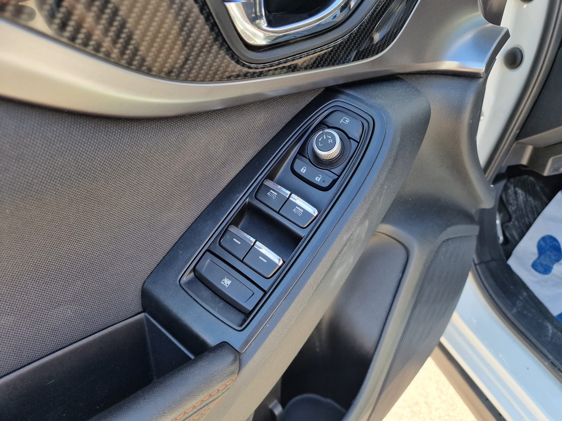 SUBARU XV 2.0 e-Boxer Swiss Plus AWD Lineartronic 24Mt Gara 8xBereift - 26