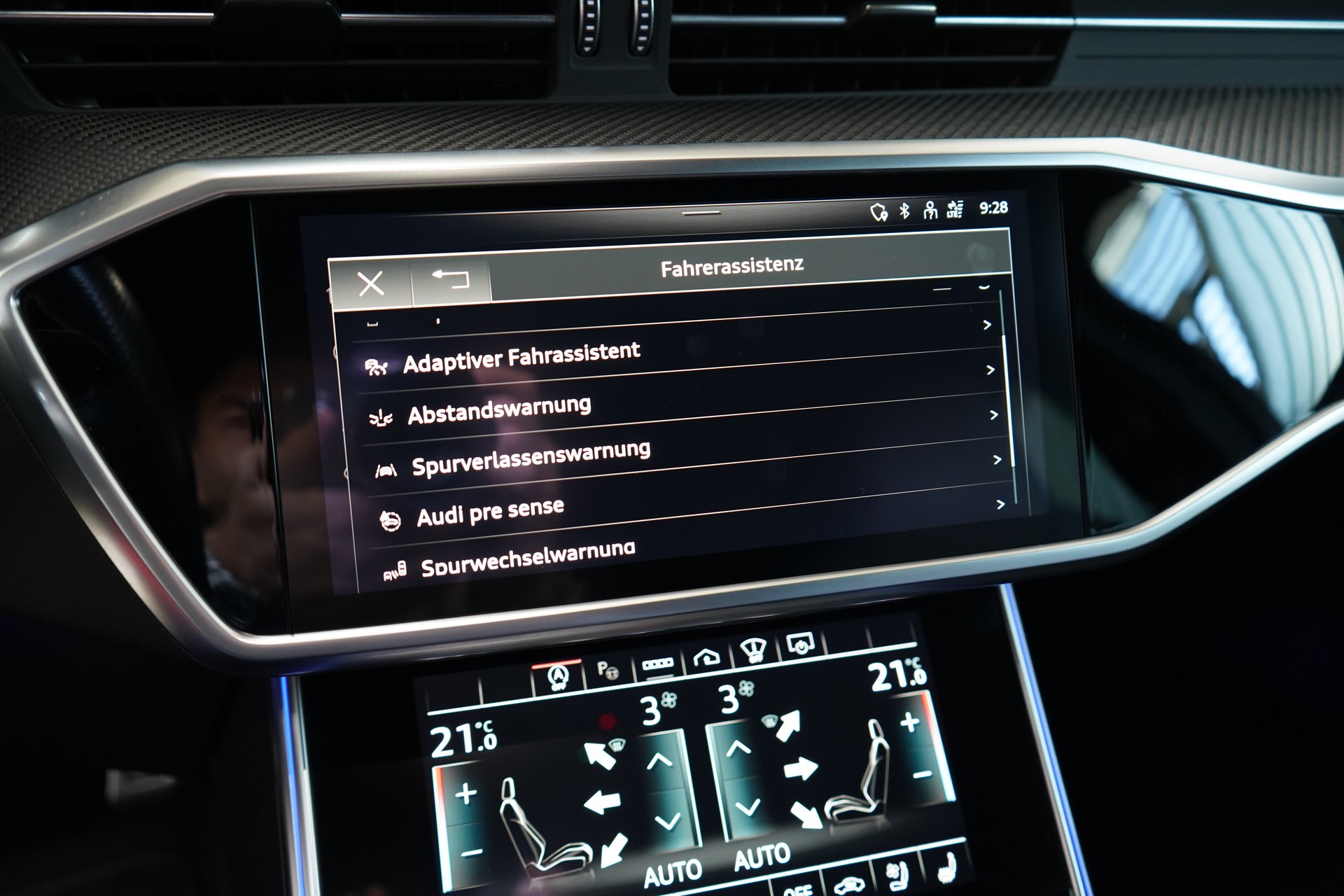 AUDI RS6 Avant 4.0 TFSI V8 quattro / Exklusiv Carbon Kit ** - 25