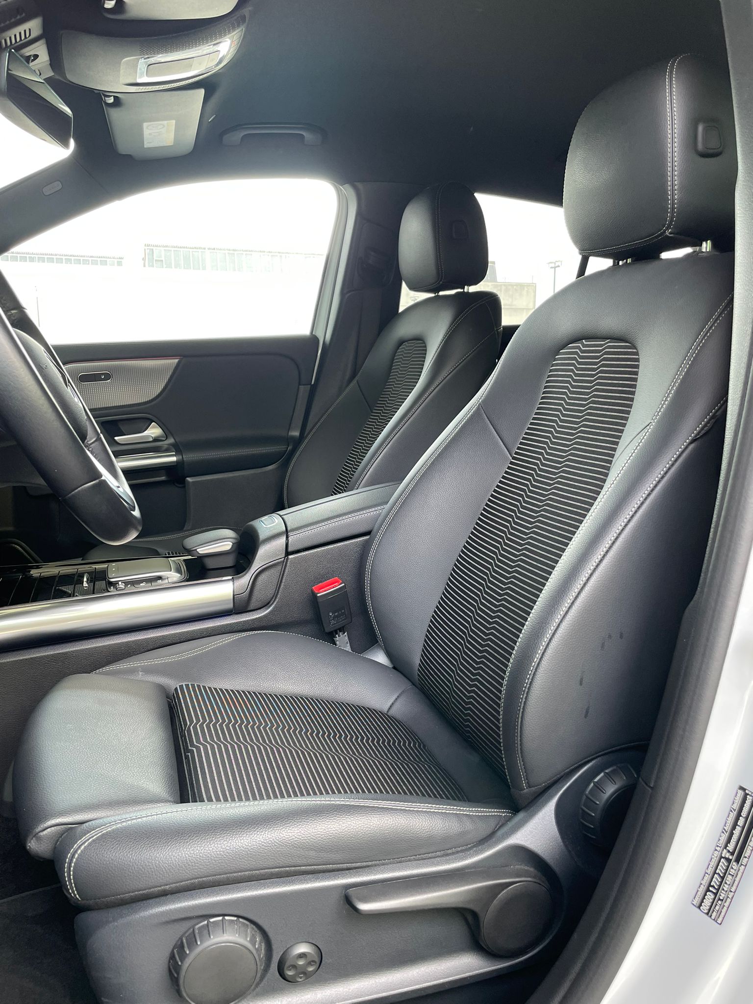 MERCEDES-BENZ GLA 220 d Progressive 4matic-6