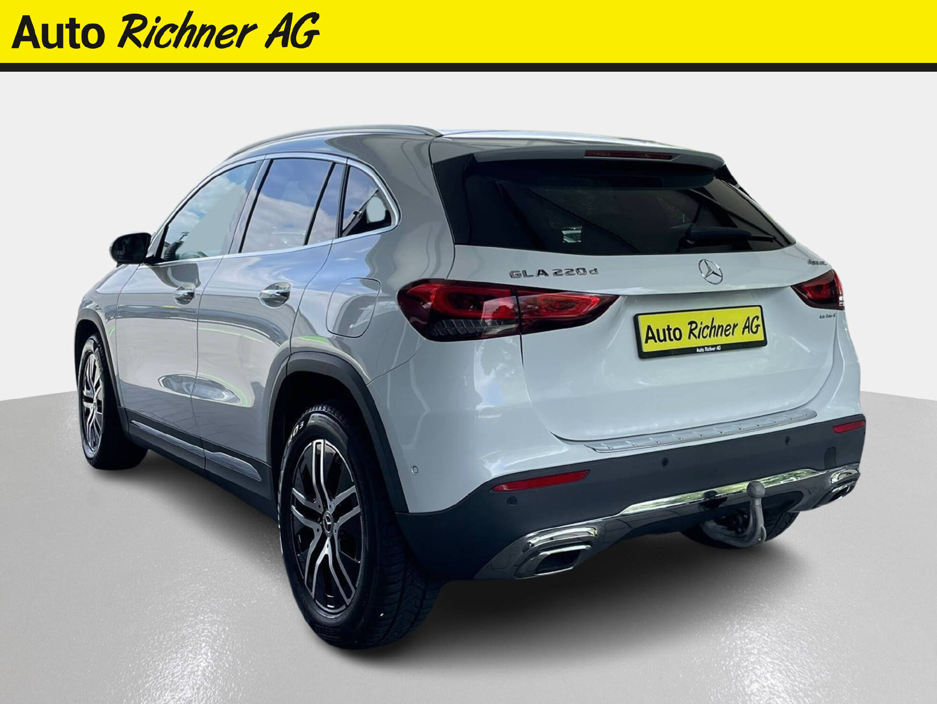MERCEDES-BENZ GLA 220 d Progressive 4matic-4