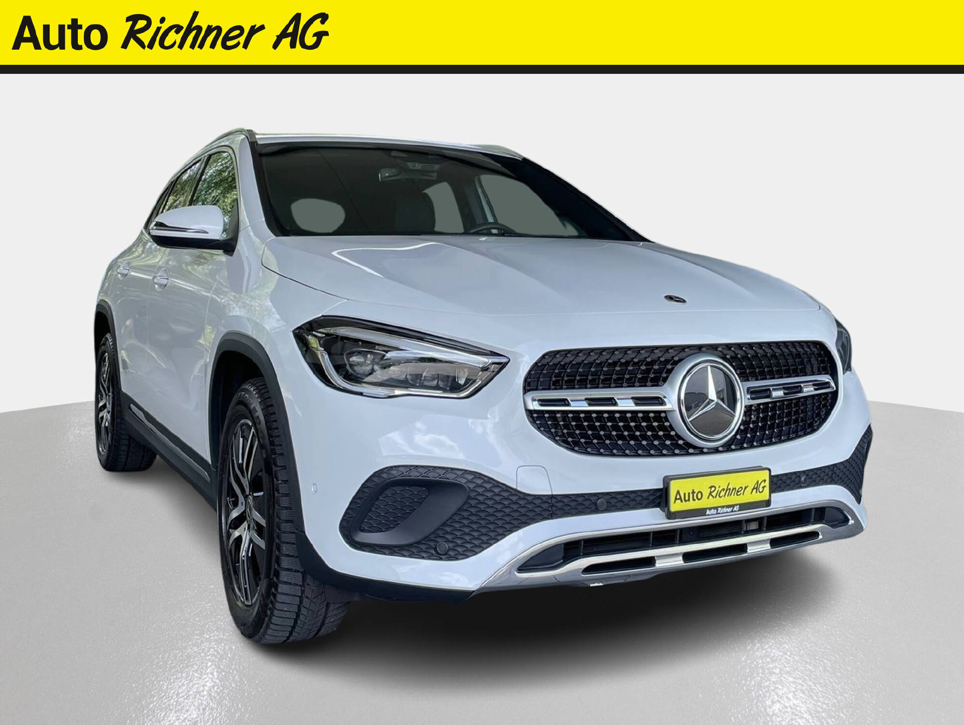 MERCEDES-BENZ GLA 220 d Progressive 4matic-0