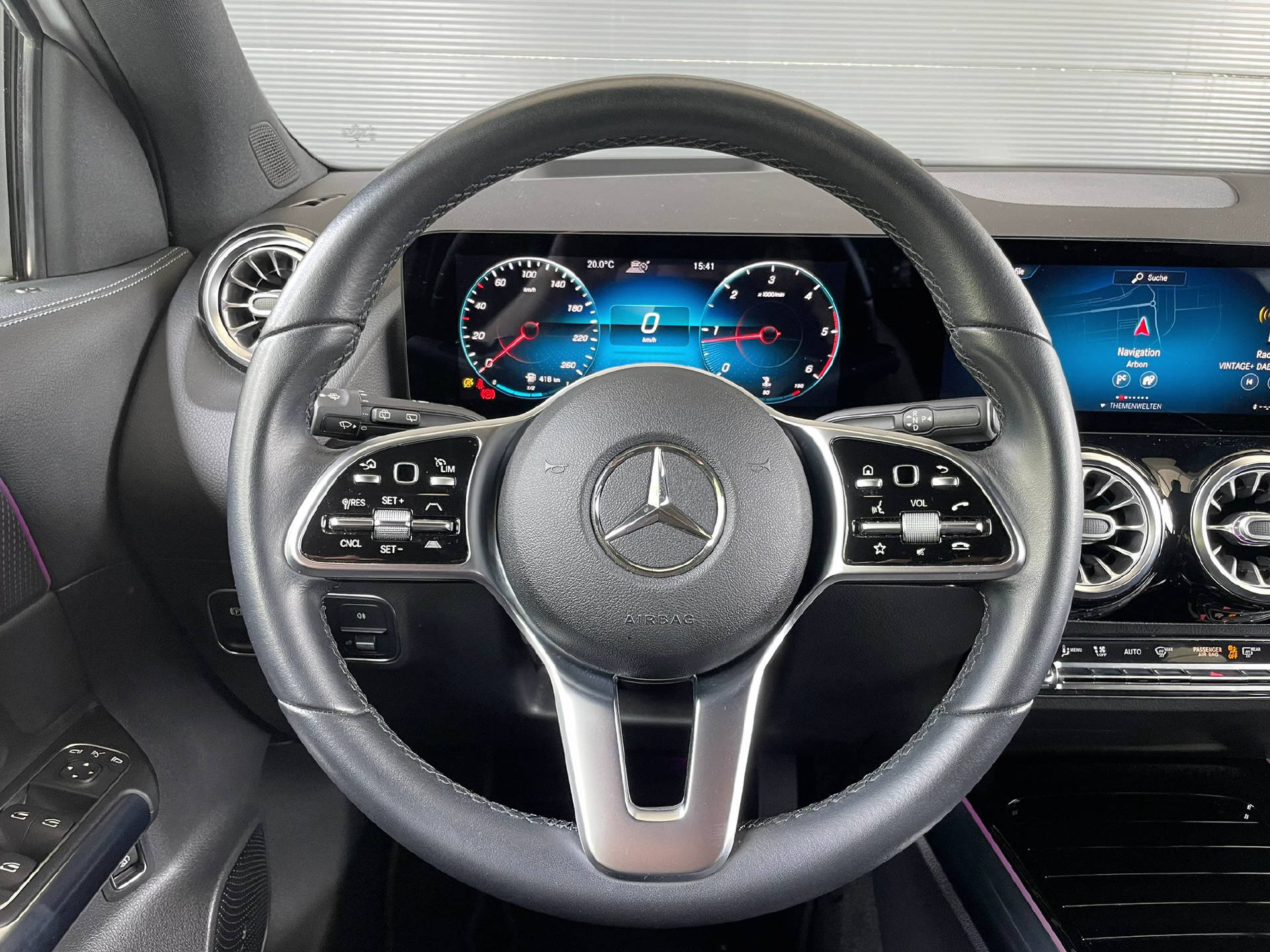 MERCEDES-BENZ GLA 220 d Progressive 4matic-8
