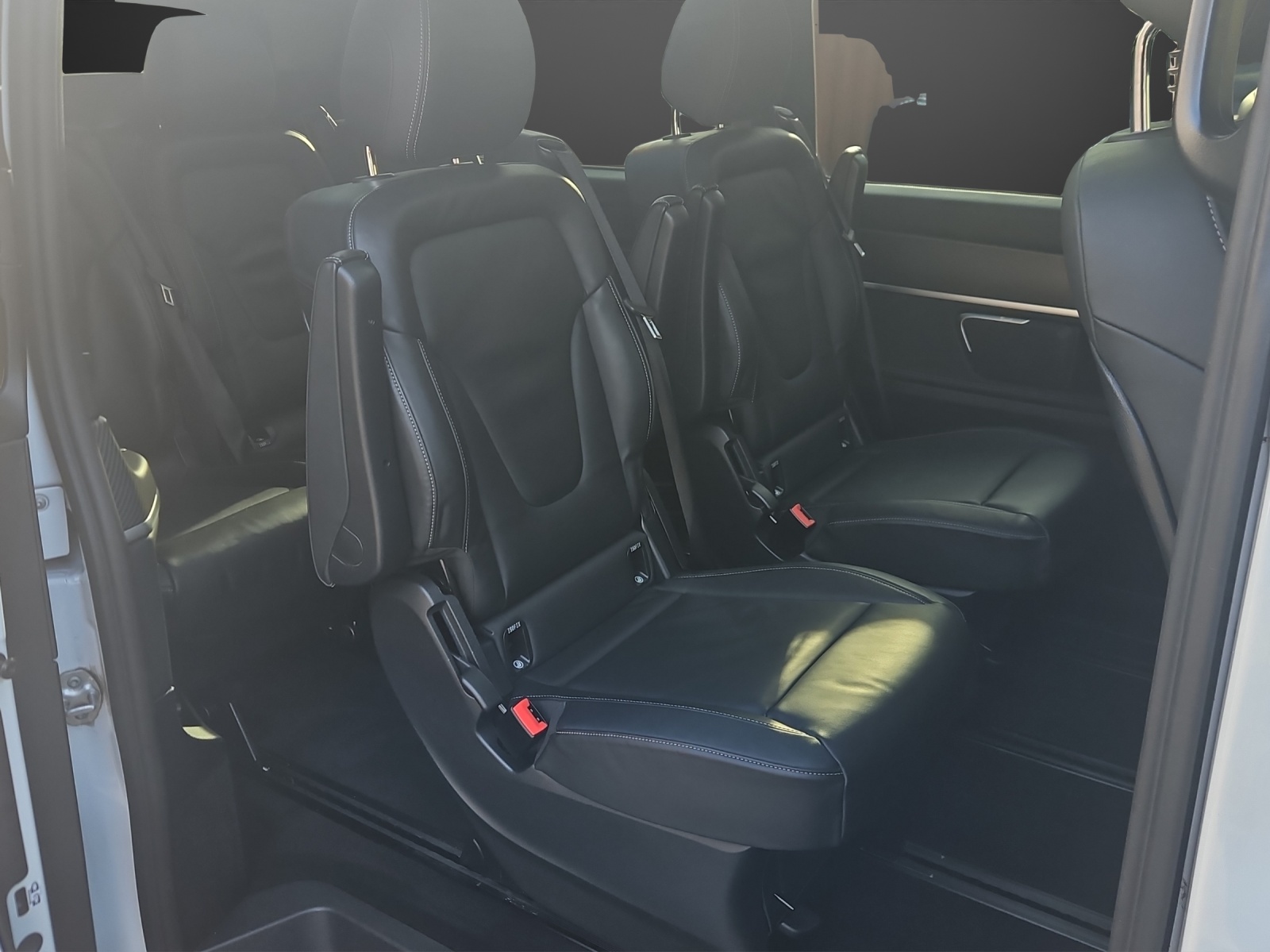 MERCEDES-BENZ V 300 d lang Swiss Edition 4Matic 9G-Tronic - 9