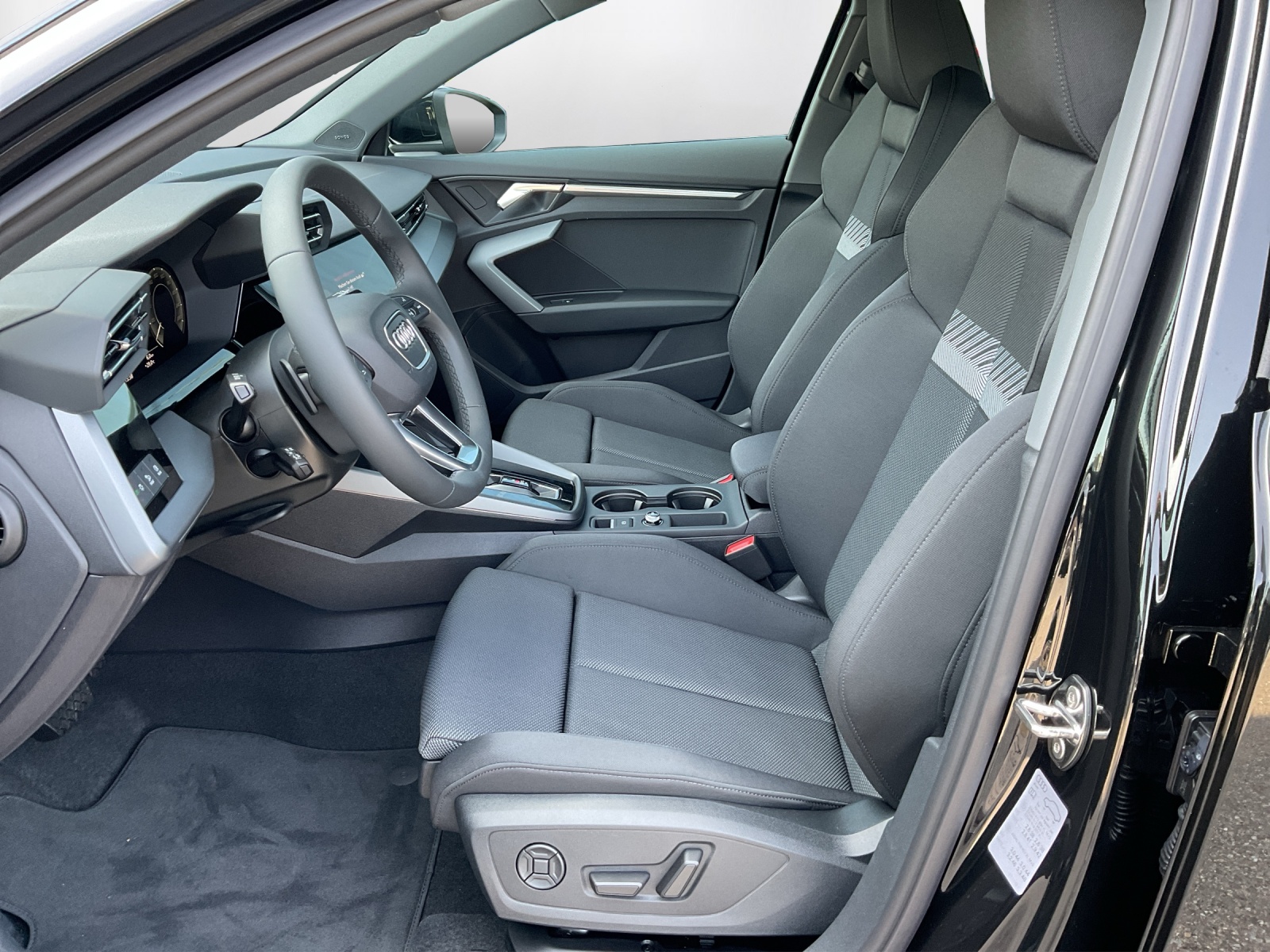 AUDI A3 Sportback 40 TFSI e advanced Attraction S-tronic - 11