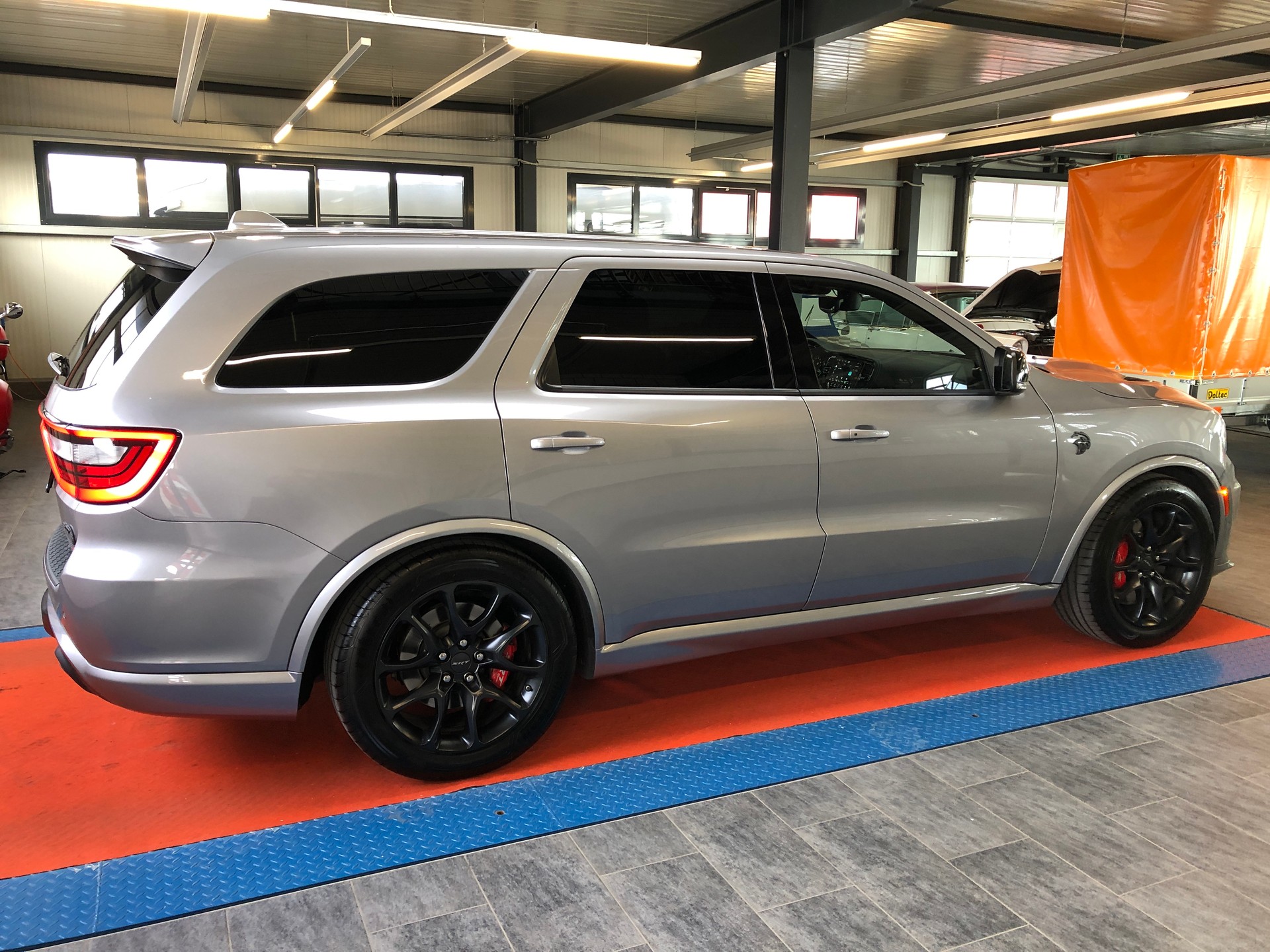 DODGE Durango SRT 6.2-V8 Hellcat AWD - 2