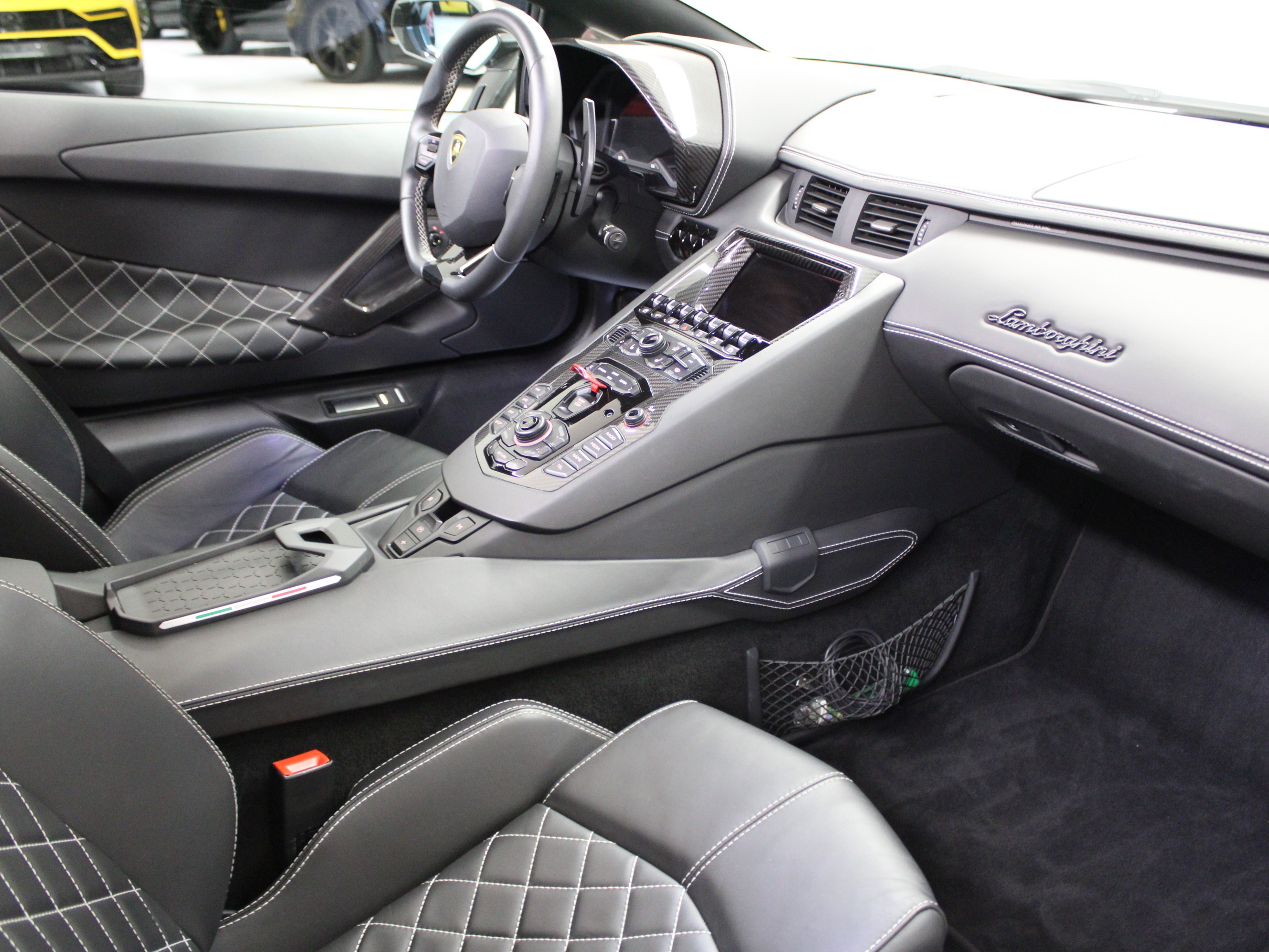 Aventador S LP740-4 Roadster E-Gear thumbnail n°5