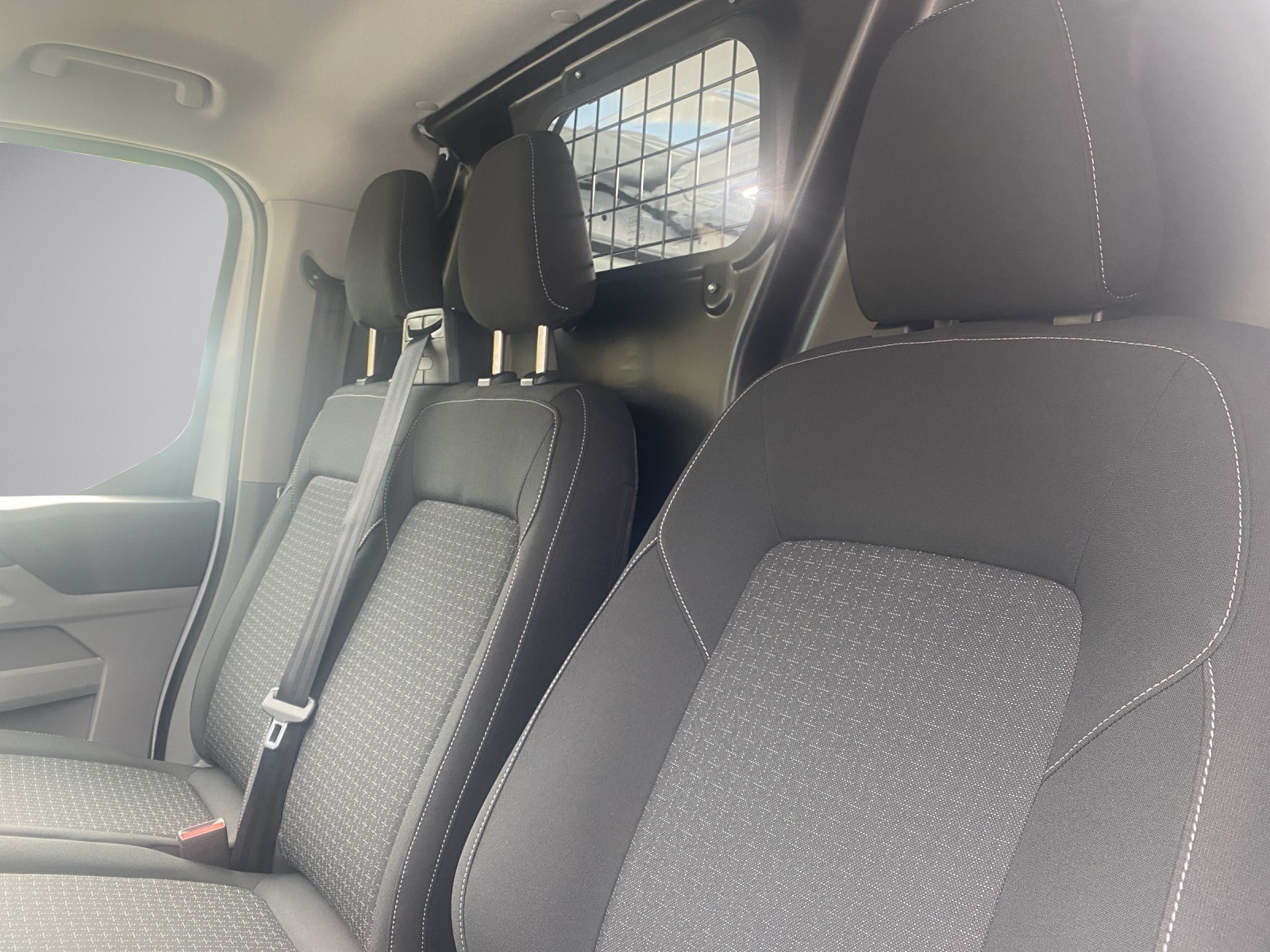 FORD Transit C Van 320 L1 2.5 Duratec 233 Trend PHEV - 10