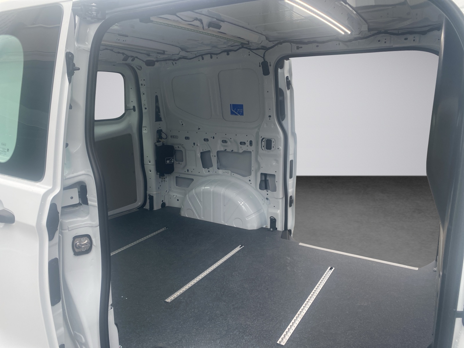 FORD Transit C Van 320 L1 2.5 Duratec 233 Trend PHEV - 15