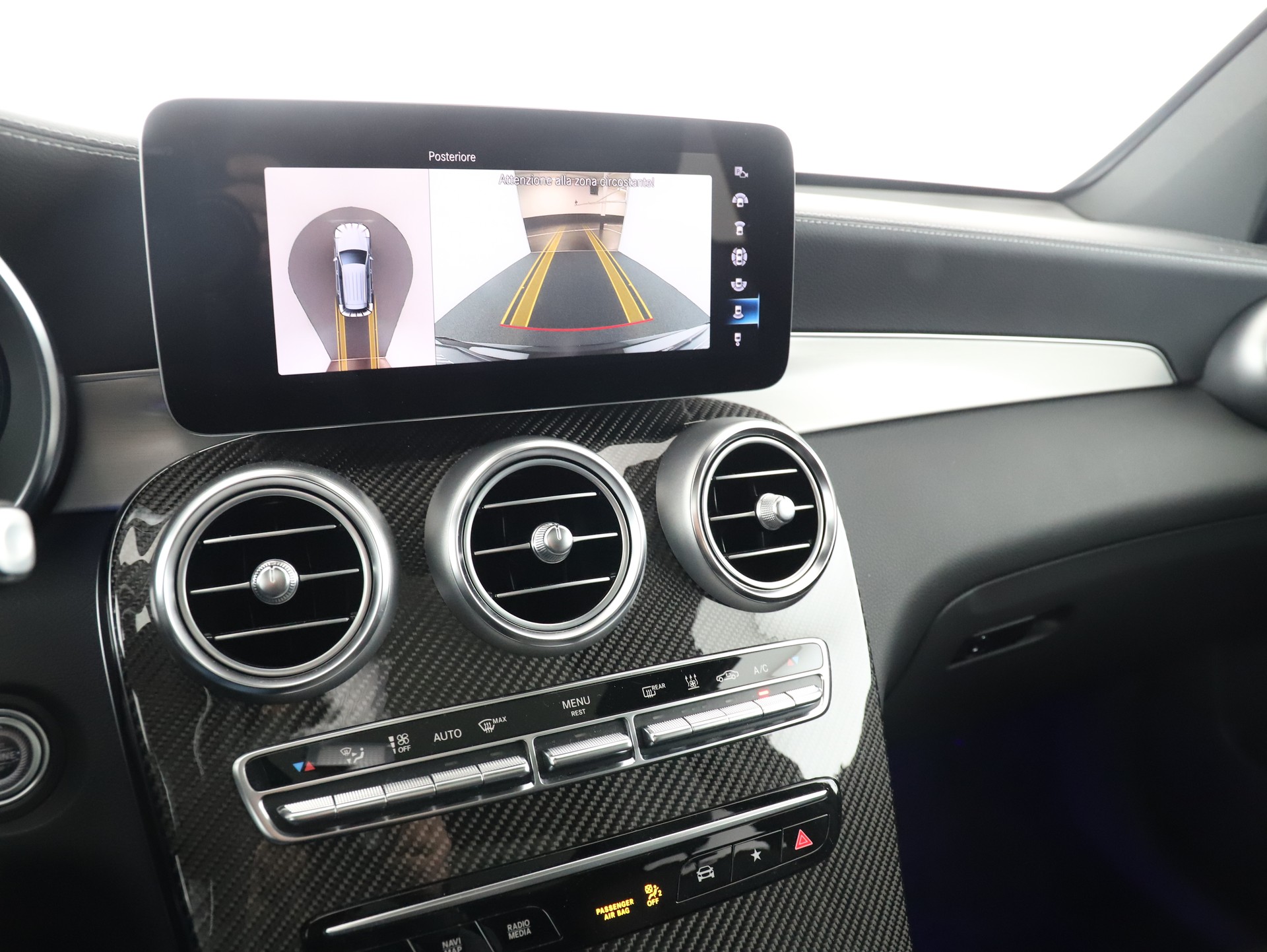 MERCEDES-BENZ GLC 300 de AMG Line 4M A - 16