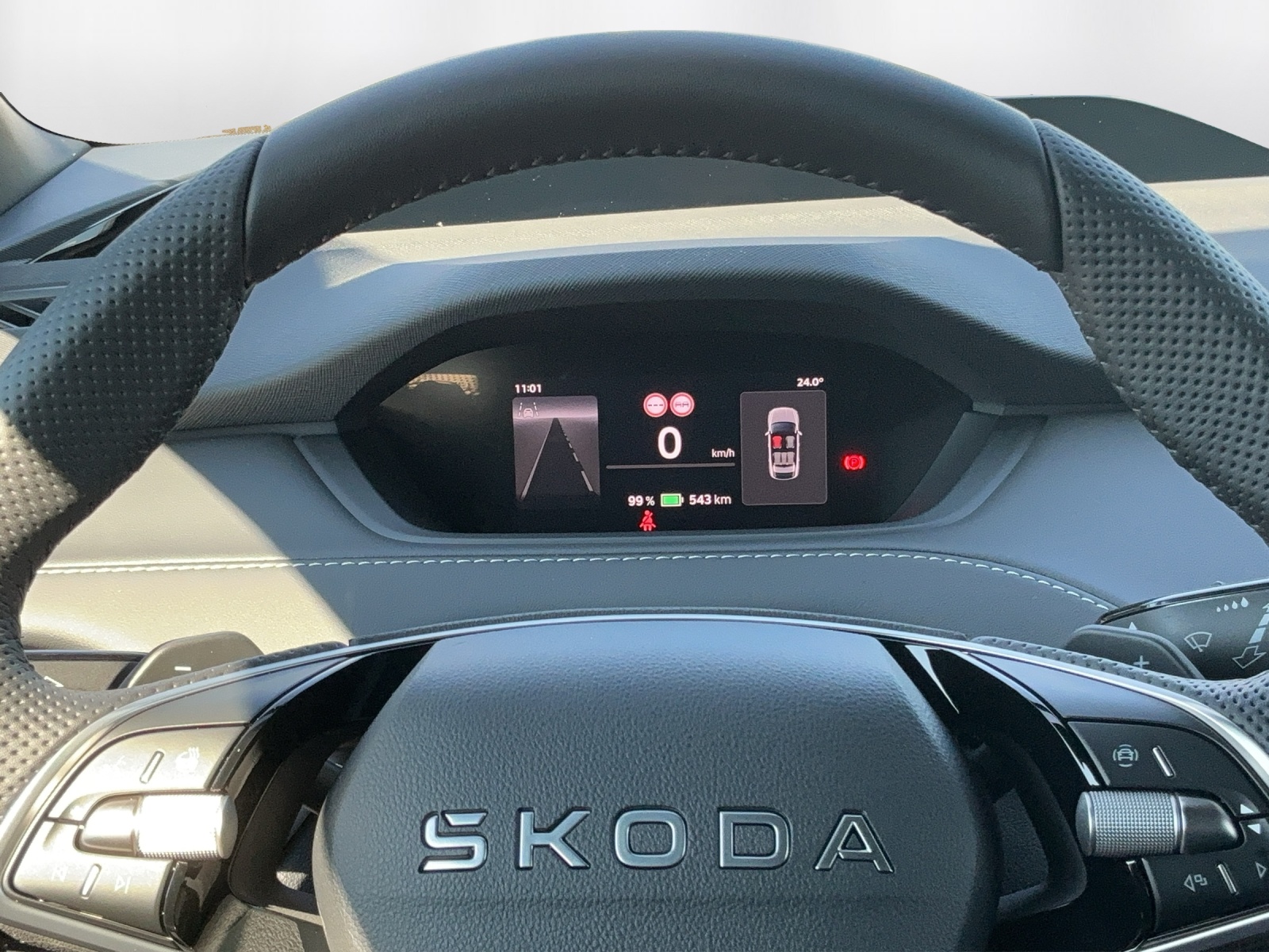 SKODA Elroq 85x Sportline 4x4 - 8