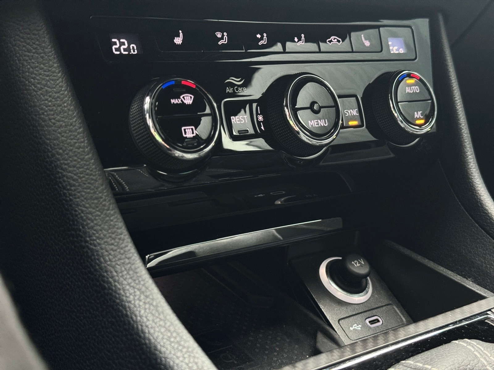 SKODA Superb 1.4 TSI Sport Line PHEV DSG - 17