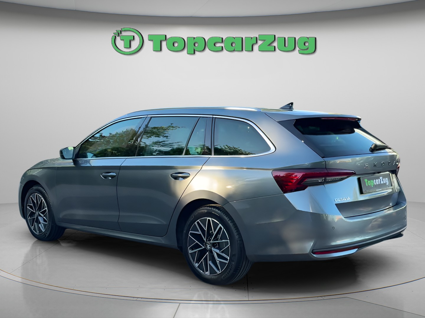SKODA Octavia Combi 1.5 TSI mHEV DSG Selection - 8