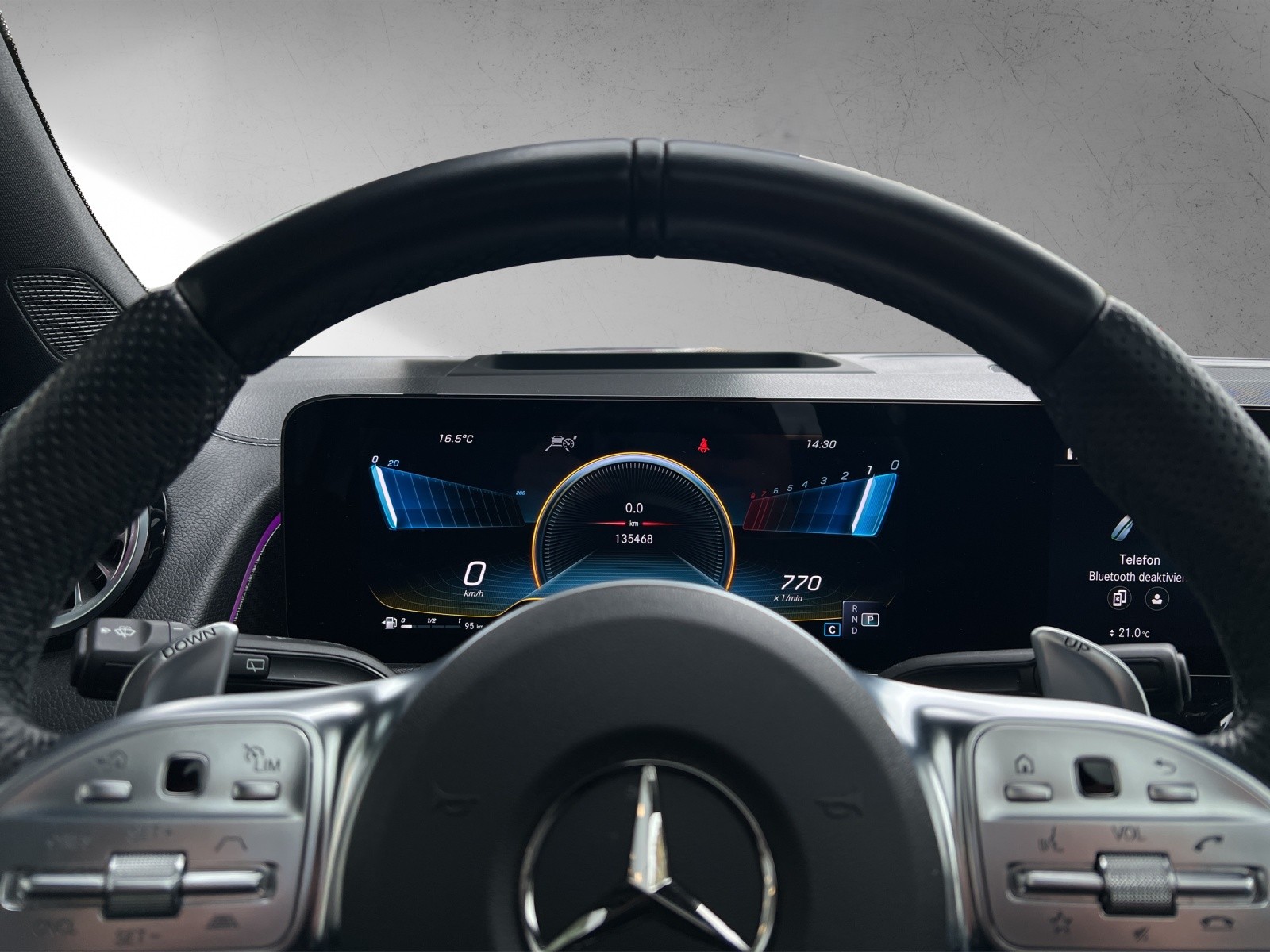 MERCEDES-BENZ GLB 35 AMG 4 MATIC - 10