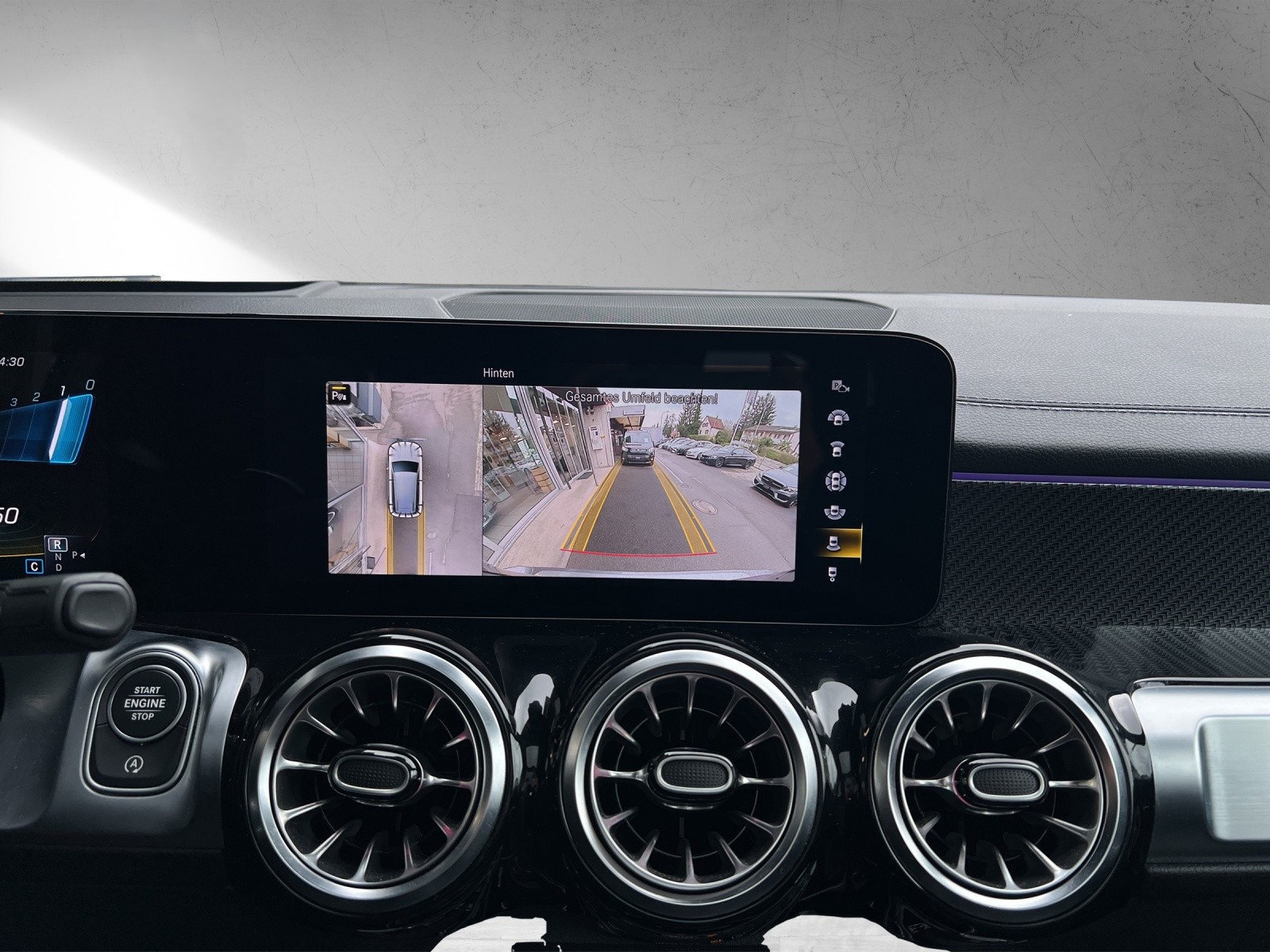 MERCEDES-BENZ GLB 35 AMG 4 MATIC - 12