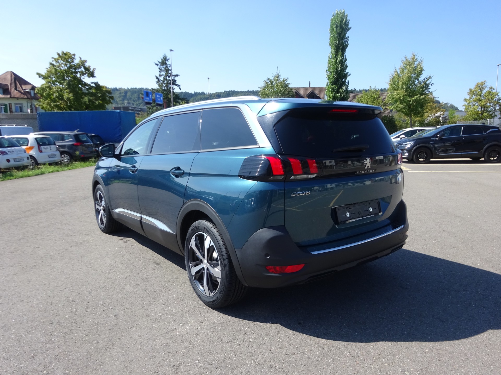 PEUGEOT 5008 1.2 Pure Tech Allure EAT8 - 7