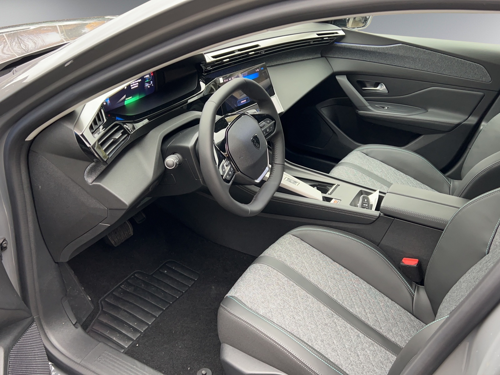 PEUGEOT 408 1.6 PHEV 180 Allure Pack - 4