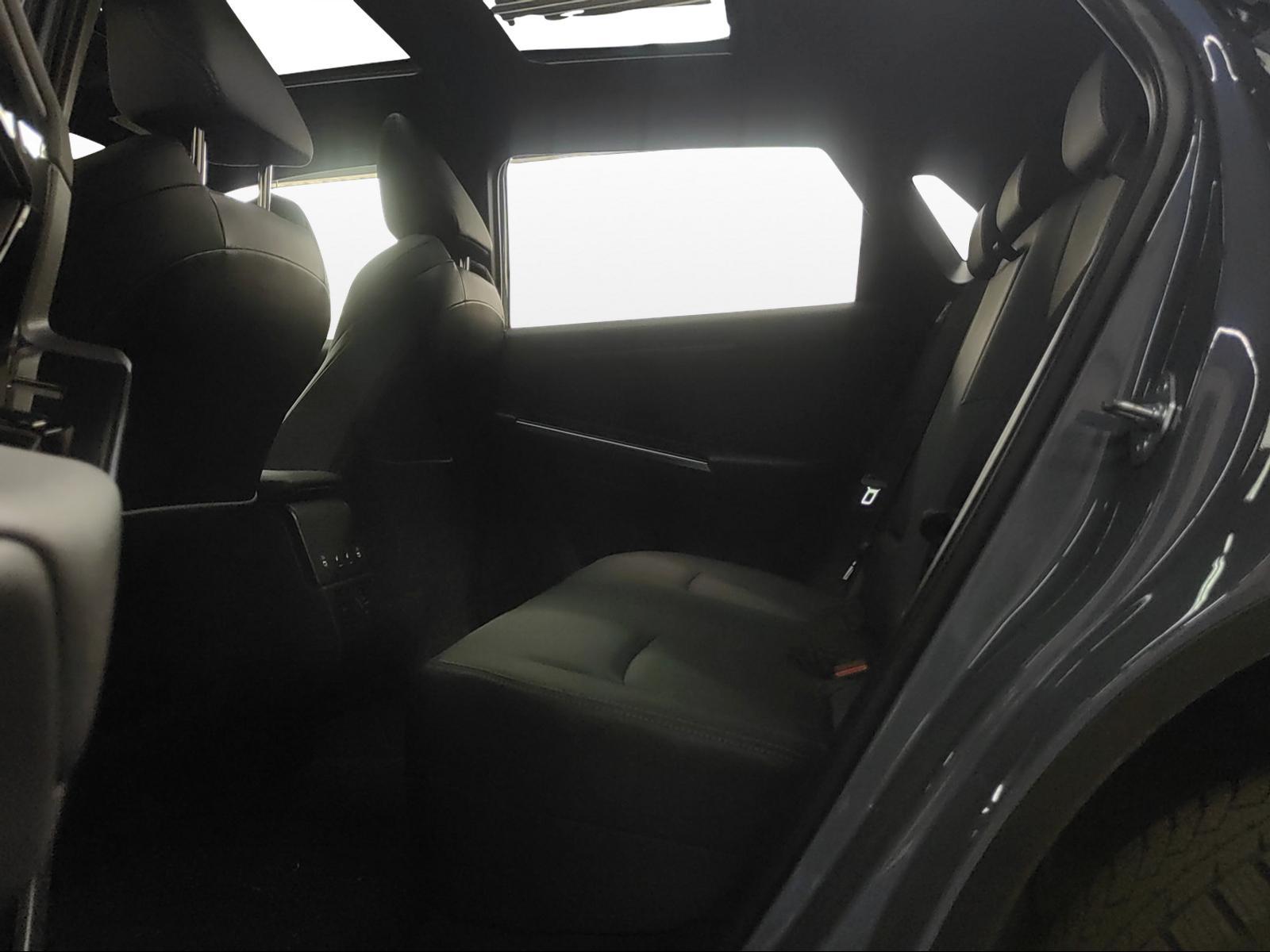 SUBARU Solterra eV Luxury AWD - 25