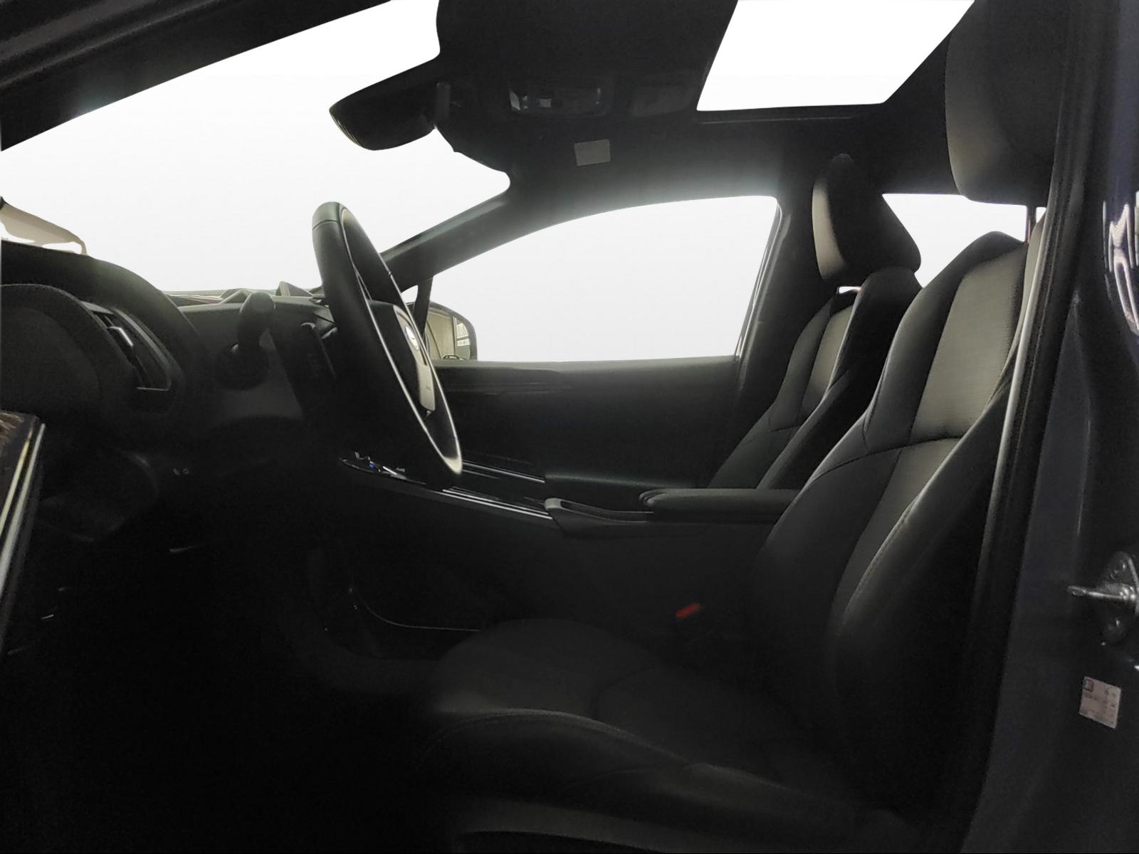 SUBARU Solterra eV Luxury AWD - 13