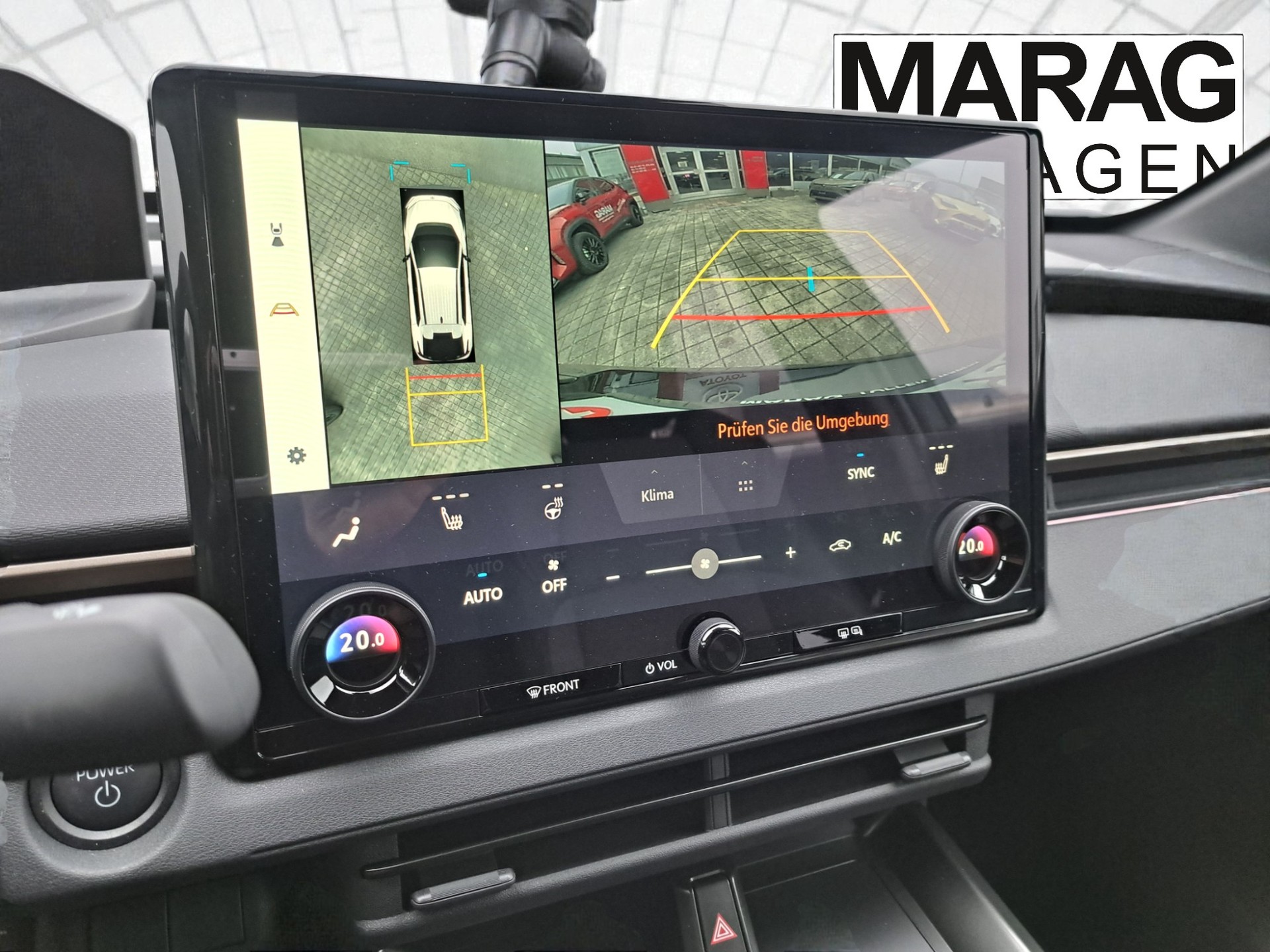 TOYOTA bZ4X Style 73,1 kWh - 12