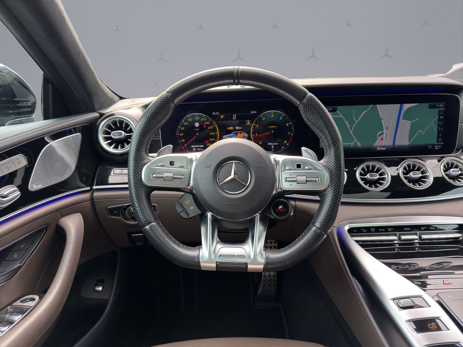MERCEDES-BENZ AMG GT 63 S 4matic+ - 11