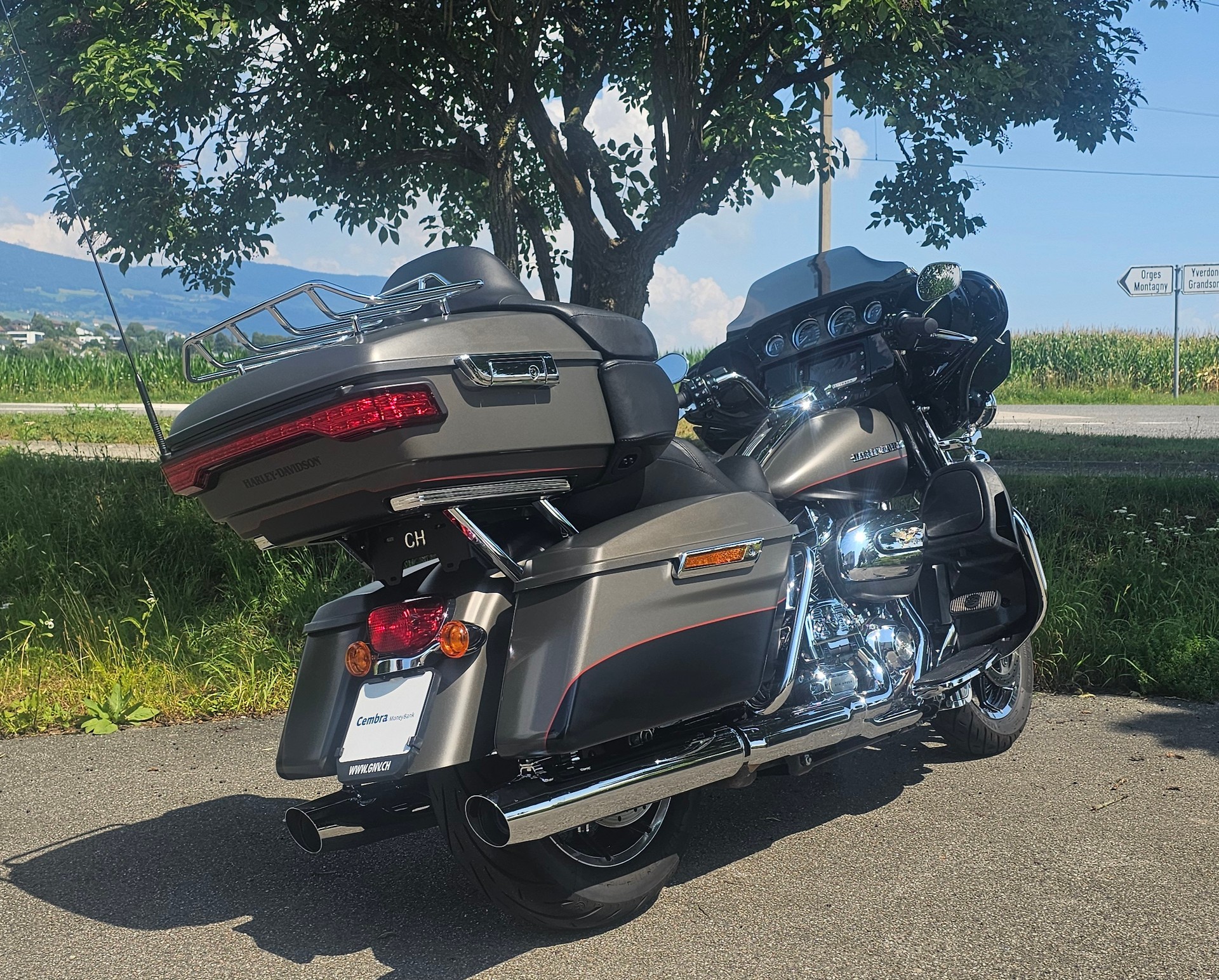 HARLEY-DAVIDSON FLHTK Electra Glide Ultra Limited 107 ABS - 2