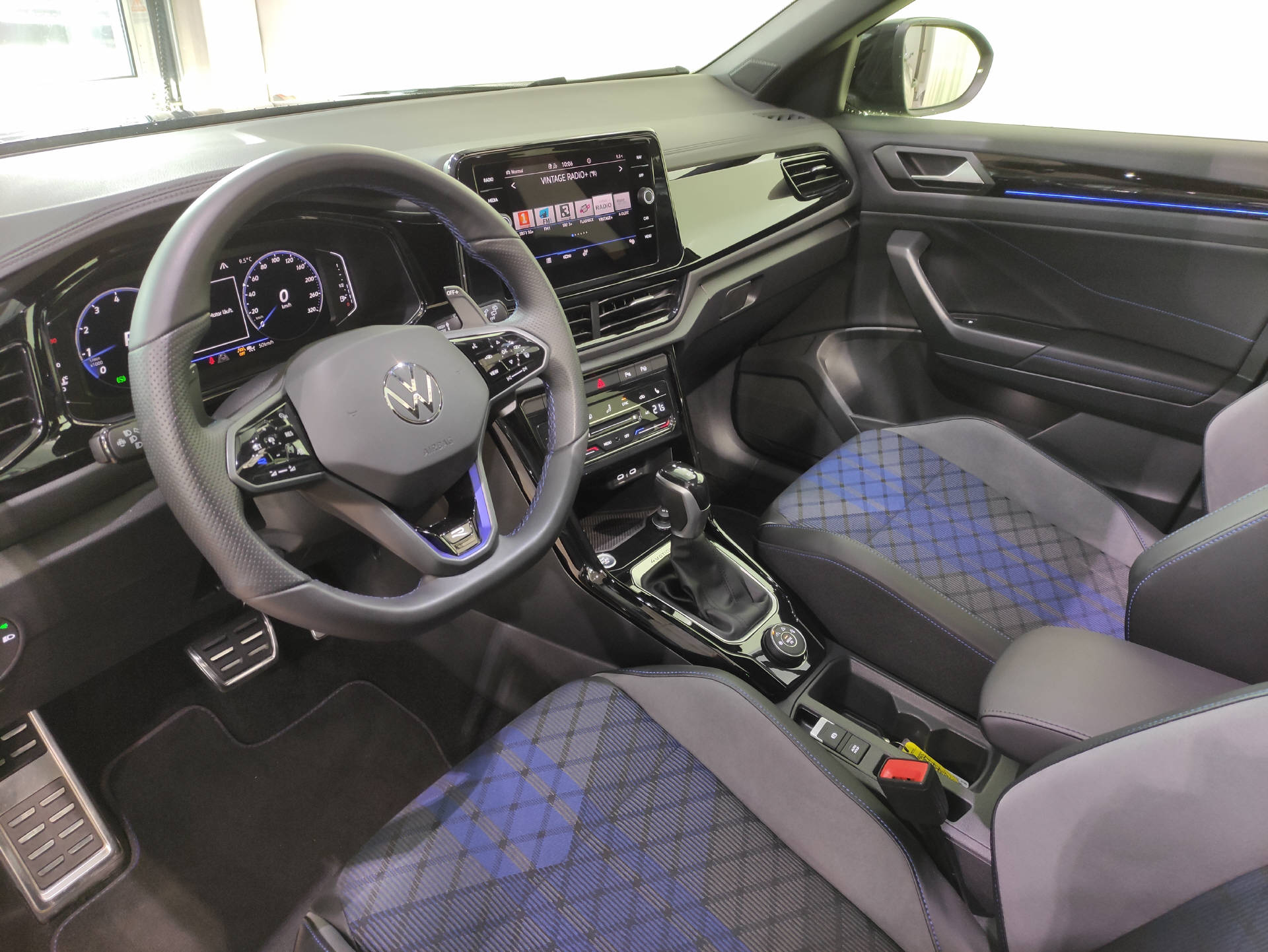 VW T-Roc 2.0 TSI R Black-Style DSG 4motion - 4
