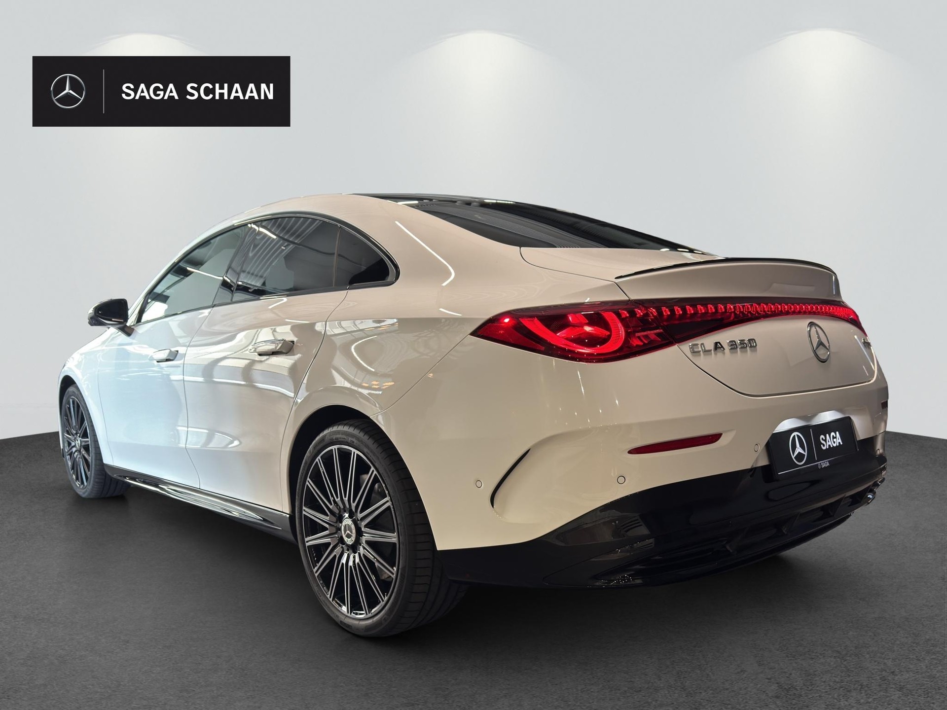 MERCEDES-BENZ CLA 350 AMG Line 4MATIC - 3
