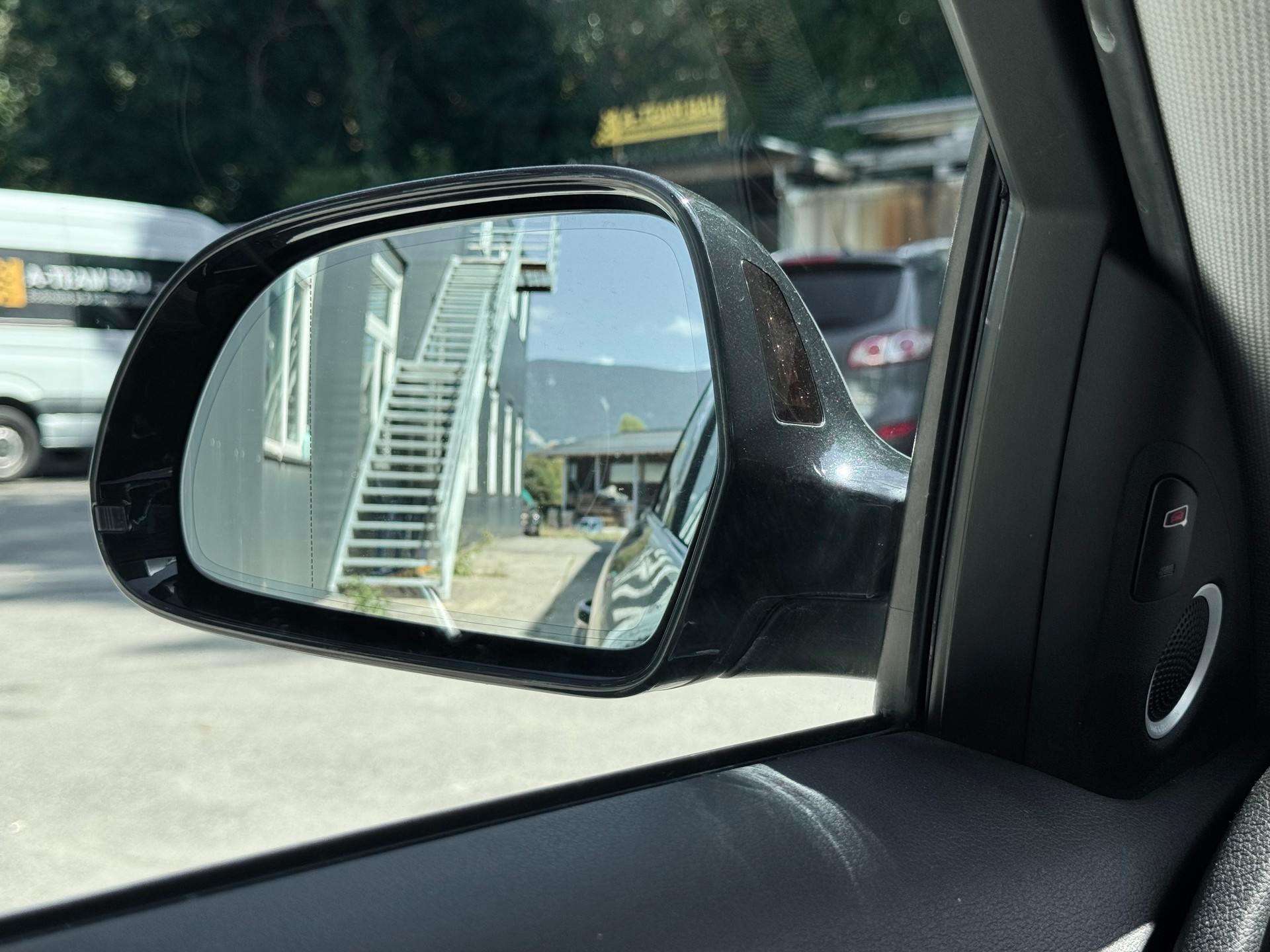 AUDI A4 allroad 3.0 TDI quattro S-tronic - 23