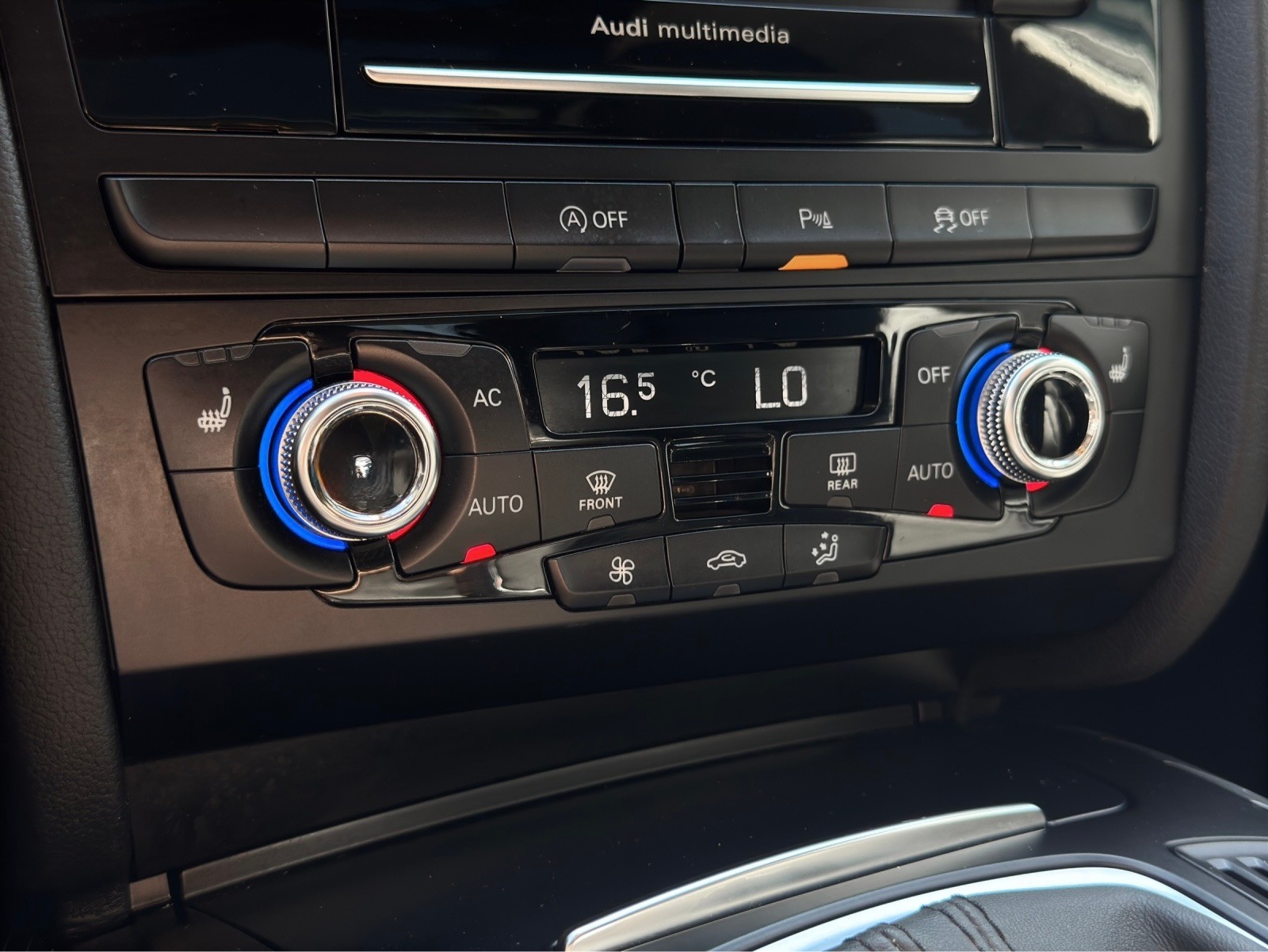 AUDI A4 allroad 3.0 TDI quattro S-tronic - 17